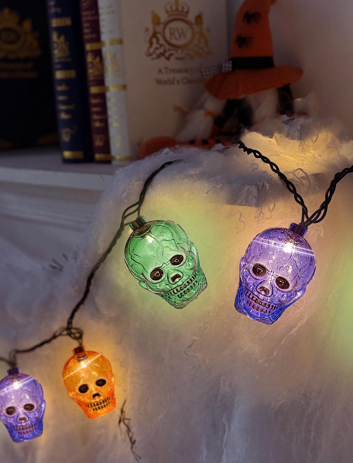 Halloween Skull String Lights Outdoor, 8.5Ft Ghost Head Lights with 10 LED Orange Green Purple Skull Head Lights, Hanging Halloween Decoration Skeleton Light for Patio, Porch, House, Party Decorations