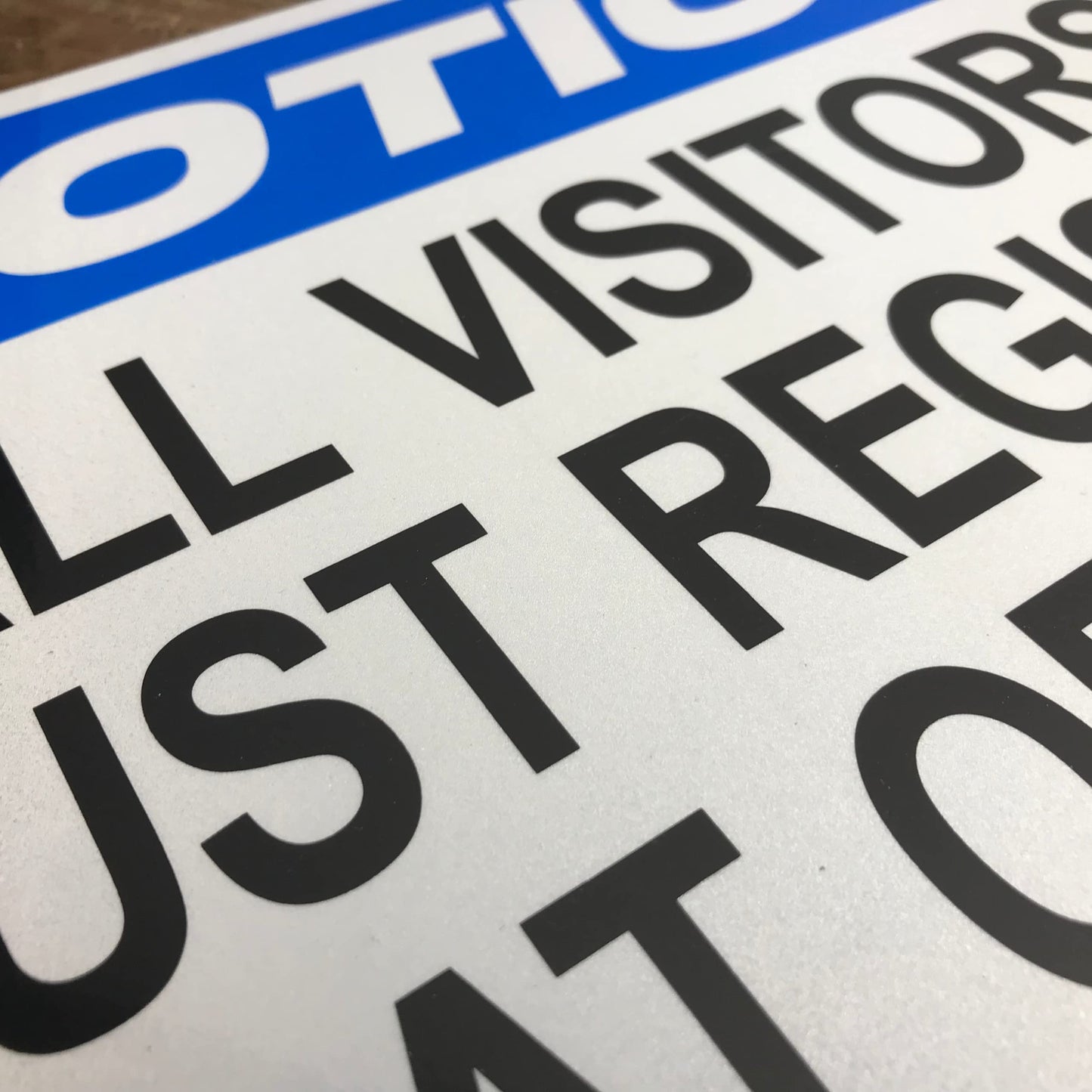 TRADESAFE All Visitors Must Register At Office - Aluminum Safety Sign, Quick Install Signs for Business, Light Reflective, UV-Resistant 14” X 10” Visitor Sign In Metal Signs
