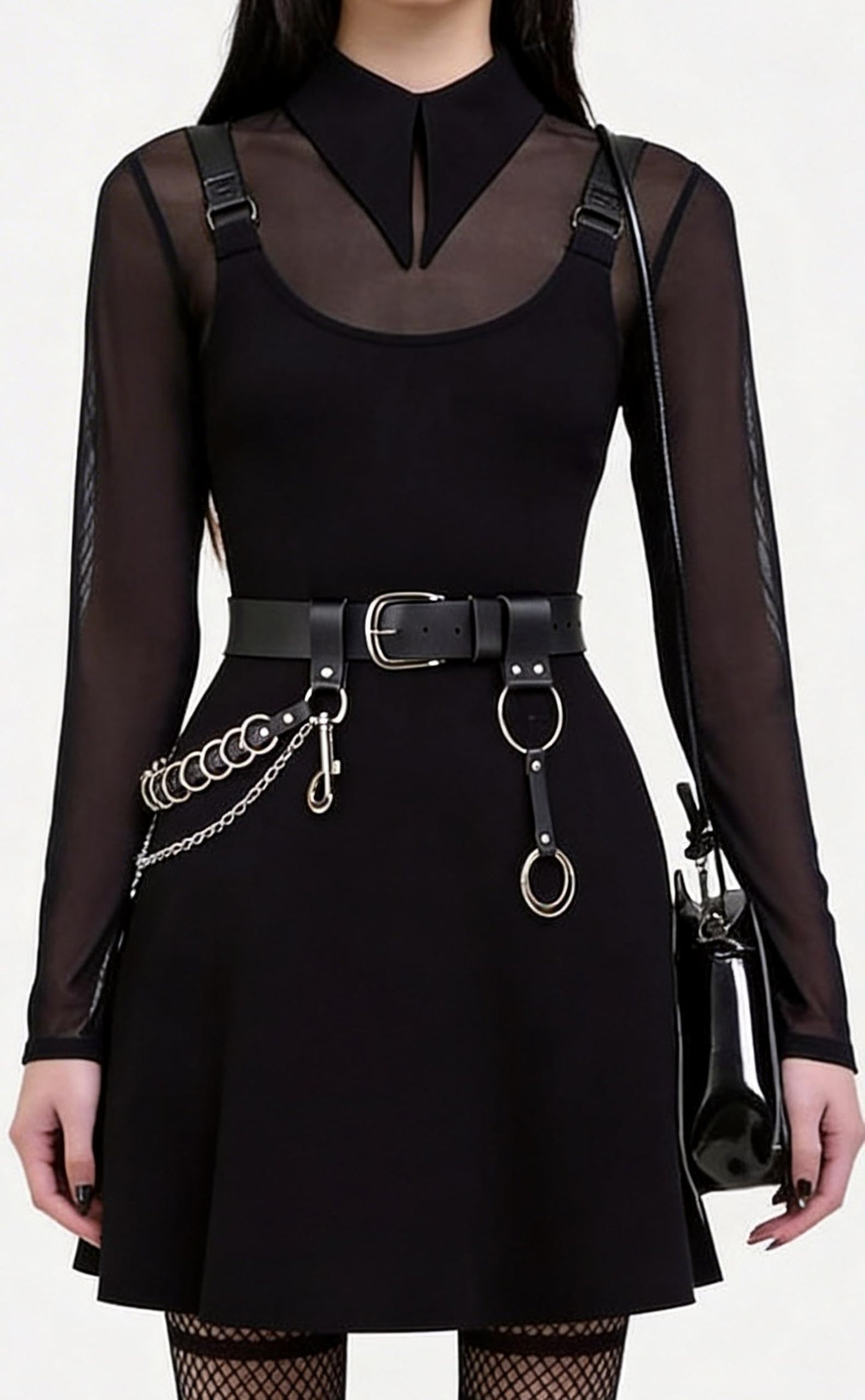 WARANDOD Women Punk Chain Belt, Adjustable Faux Leather Waist Belt with Alloy Rings & Clip Chain, Gothic Street Fashion Accessories(Waist 25.2-35.4in)