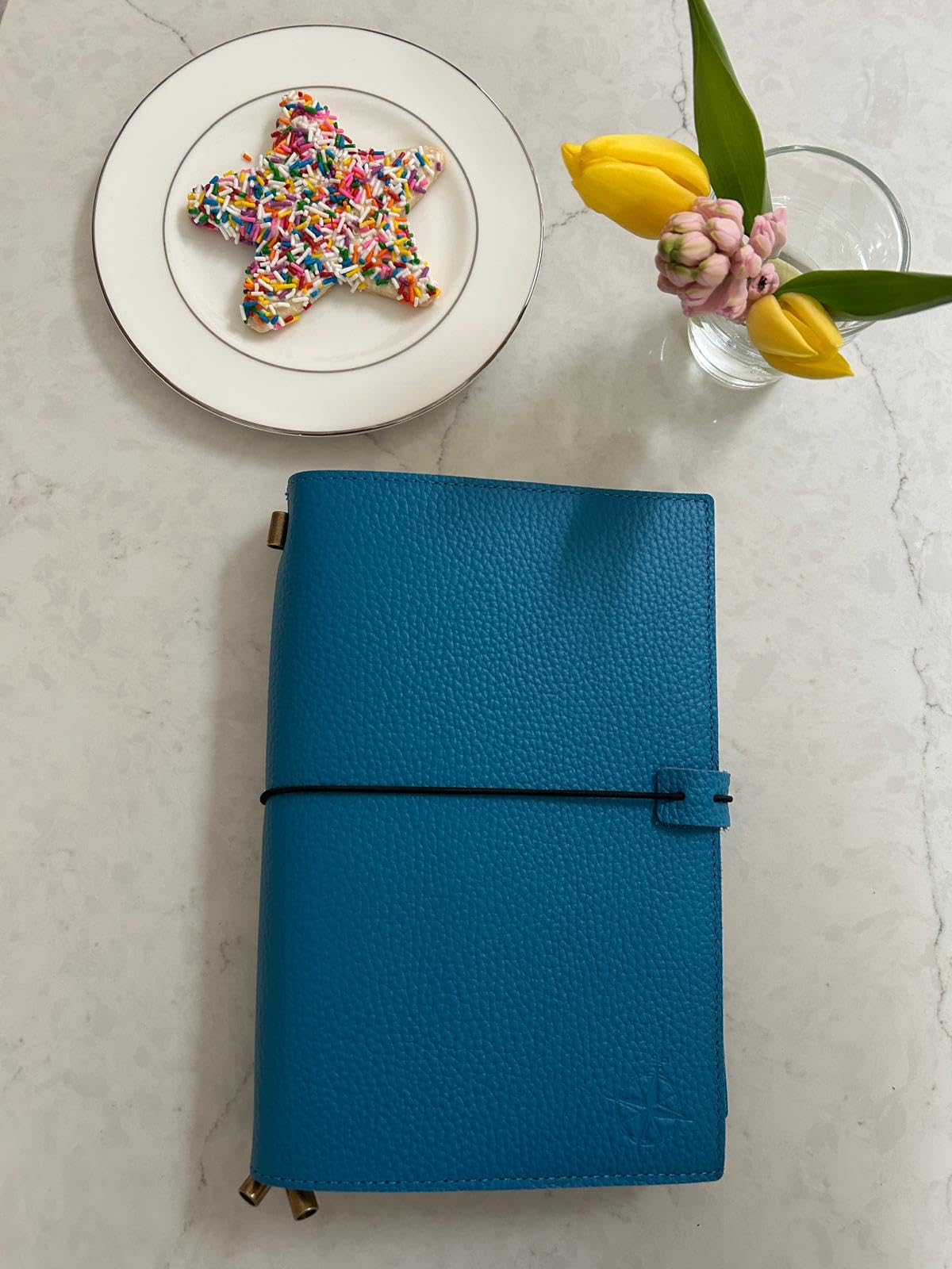 WANDERINGS A5 Travelers Notebook with Pockets – Blue Genuine Leather Journal – 6" x 8.5" (15 x 22cm) – Refillable Travel Journal – 120 GSM Blank Inserts