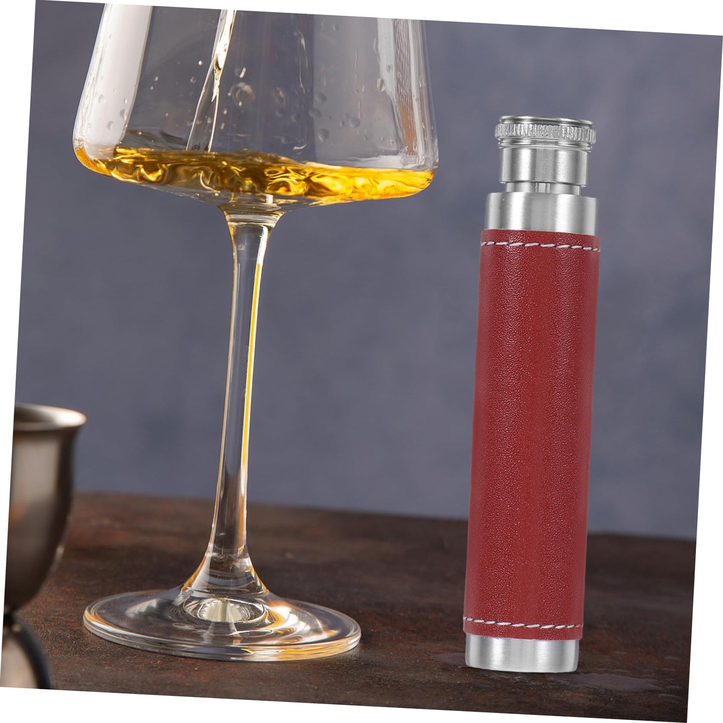 OFFSCH 1pc Stainless Steel Portable Wine Tube Leather Cover Compact Outdoor Wine Flask for Travel Round Base Design for Silver