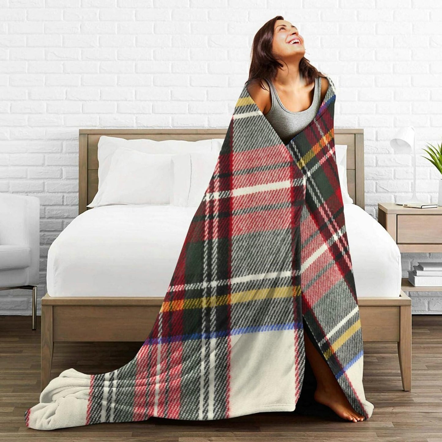 HGOD DESIGNS Scottish Tartan Red and White Wool Plaid Pattern Flannel Fleece Bed Blanket Throw Blanket Lightweight Cozy Plush Blanket for Bedroom Living Rooms Sofa Couch 50"x60"