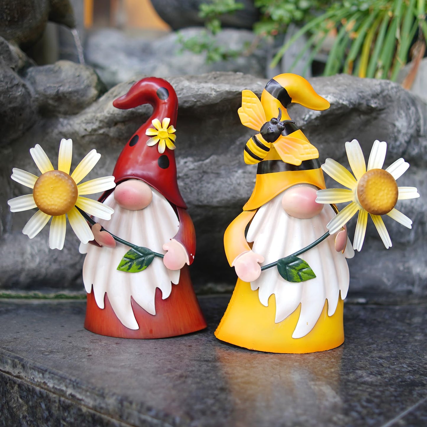 HONGLAND Gnomes Decorations for Yard - Metal Gnome Outdoor Decor Bee Ladybug Garden Statue- Christmas Decoration Thanksgiving Holiday Lawn Patio Yard Stakes (Set of 2)