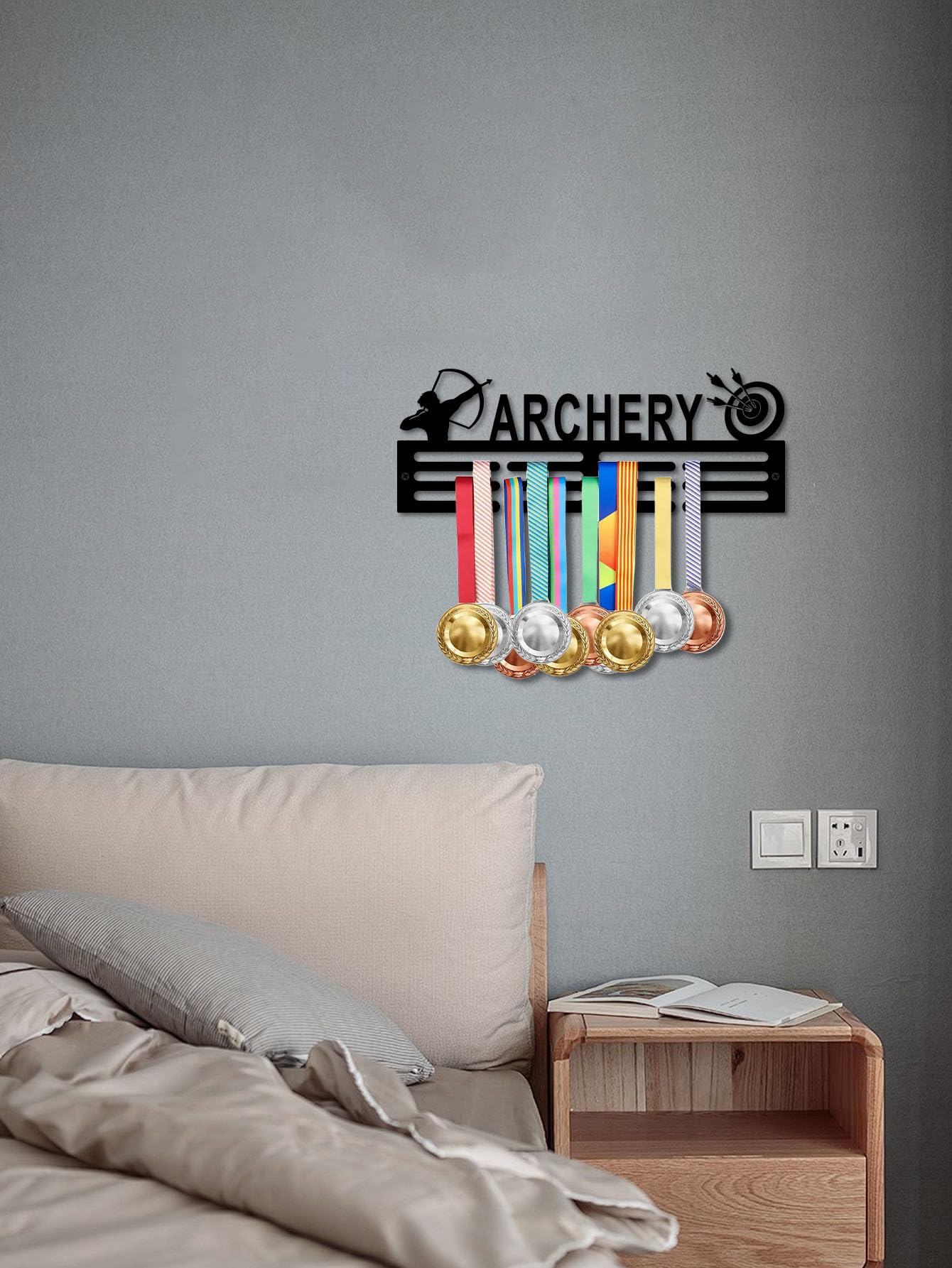 Resama Archery Metal Medal Hanger Rack, Black Iron Archer & Target Silhouette Sports Award Medal Display Holder, Wall Mount Medal Organizer for Archery Lovers Home Barn Garage Decor & Archers Gifts