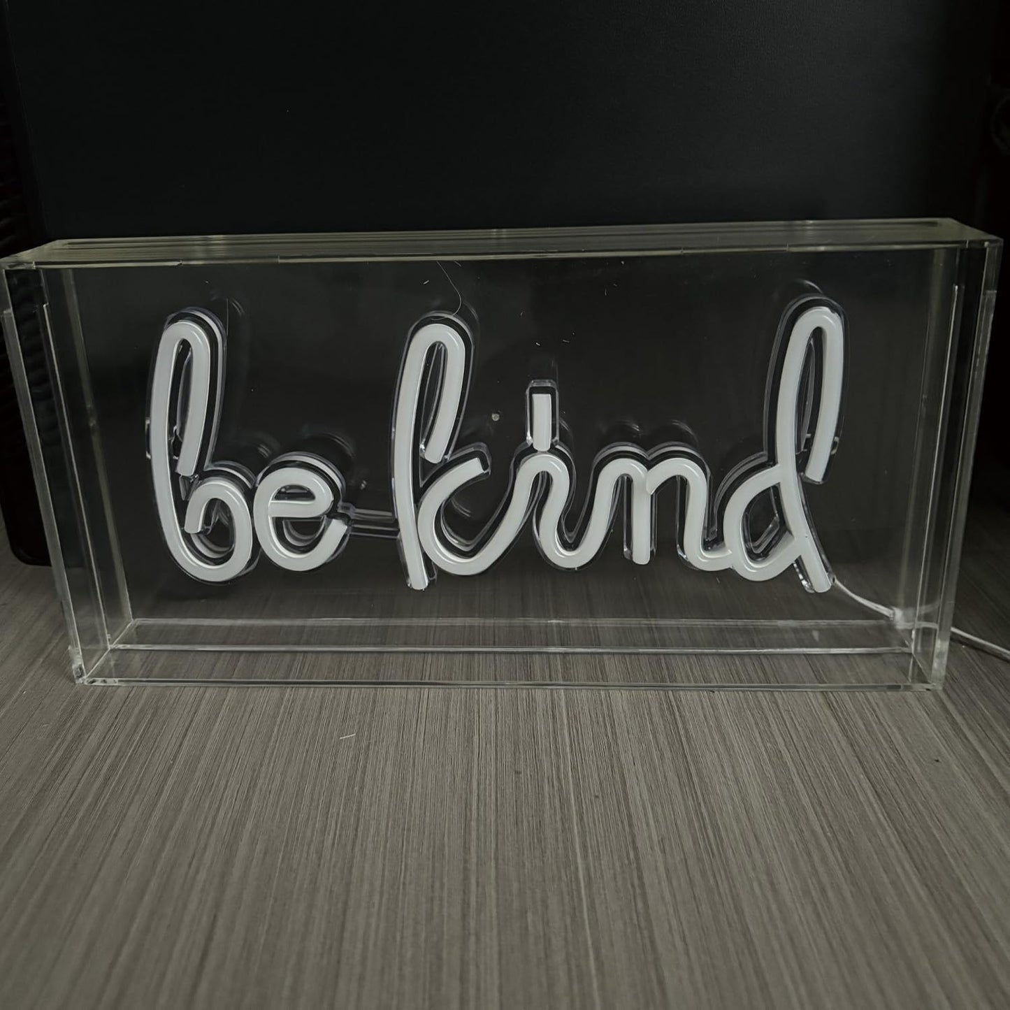 Be Kind Neon Light Sign,3D Standable Neon Marquee Letters Sign for Girls Room Decor Home Bedroom, Pub, Hotel, Beach, Cocktail, Man Cave Gift,USB Powered 11.8"*5.9"*1.7"