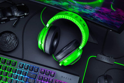Razer Kraken - Cross-Platform Wired Gaming Headset (Custom Tuned 50 mm Drivers, Unidirectional Microphone, 3.5 mm Cable with in-line Controls, Cross Platform Compatible) Green