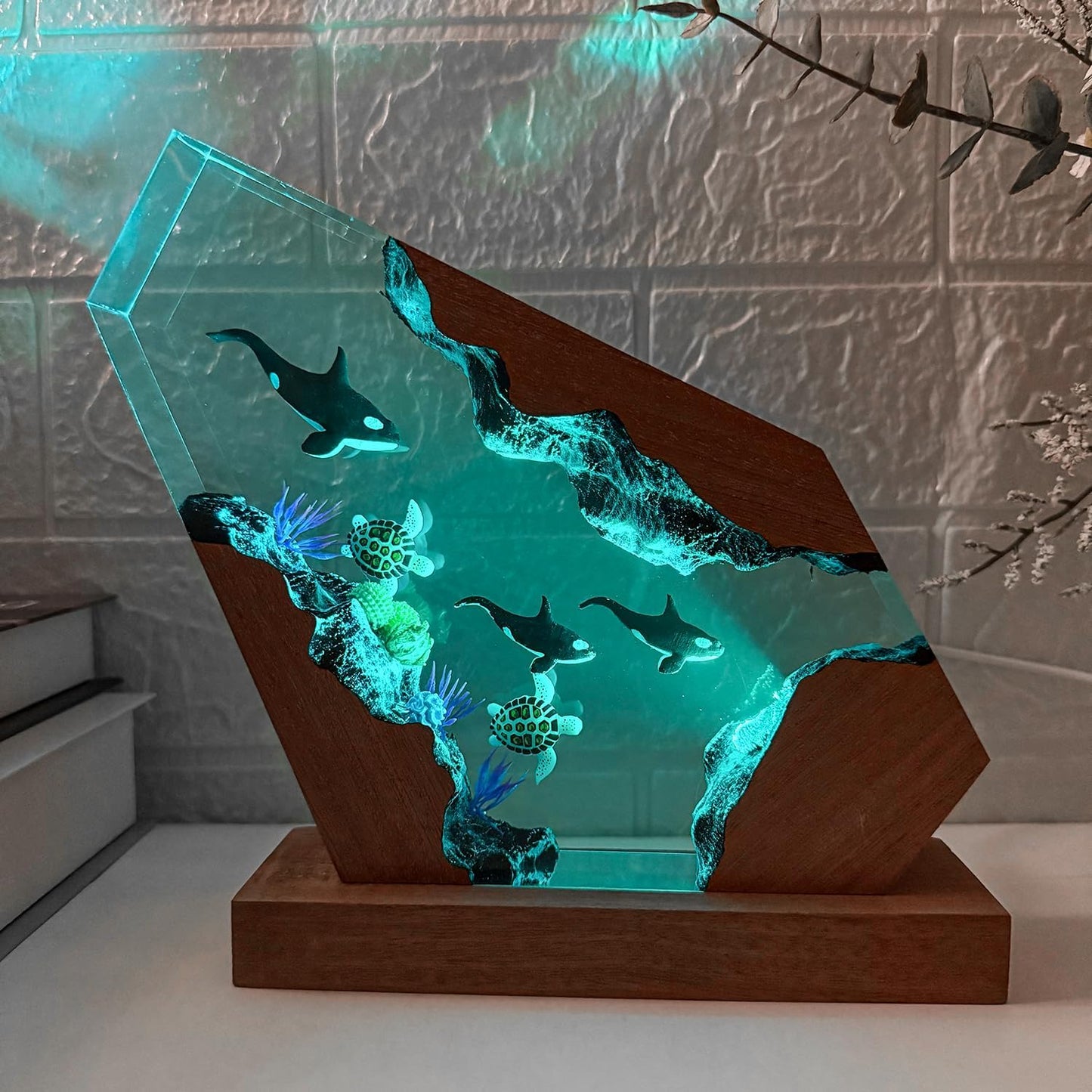 Orca Ocean Resin Lamp - Handmade Resin Night Light with USB Port, Variable Lights, Marine Biology Gifts for Women and Men, Ocean Enthusiast Collectibles, Unique Birthday Gifts for Him & Her (10"x6")