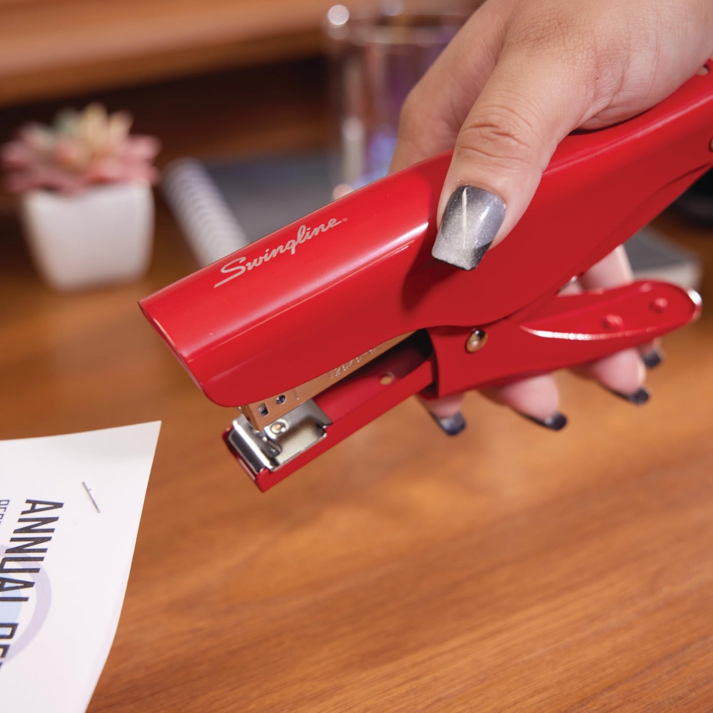Swingline Plier Stapler, Handheld Heavy Duty All Metal Stapler, 25 Sheet Capacity, Jam Free, Vintage Rio Red (S7010159)