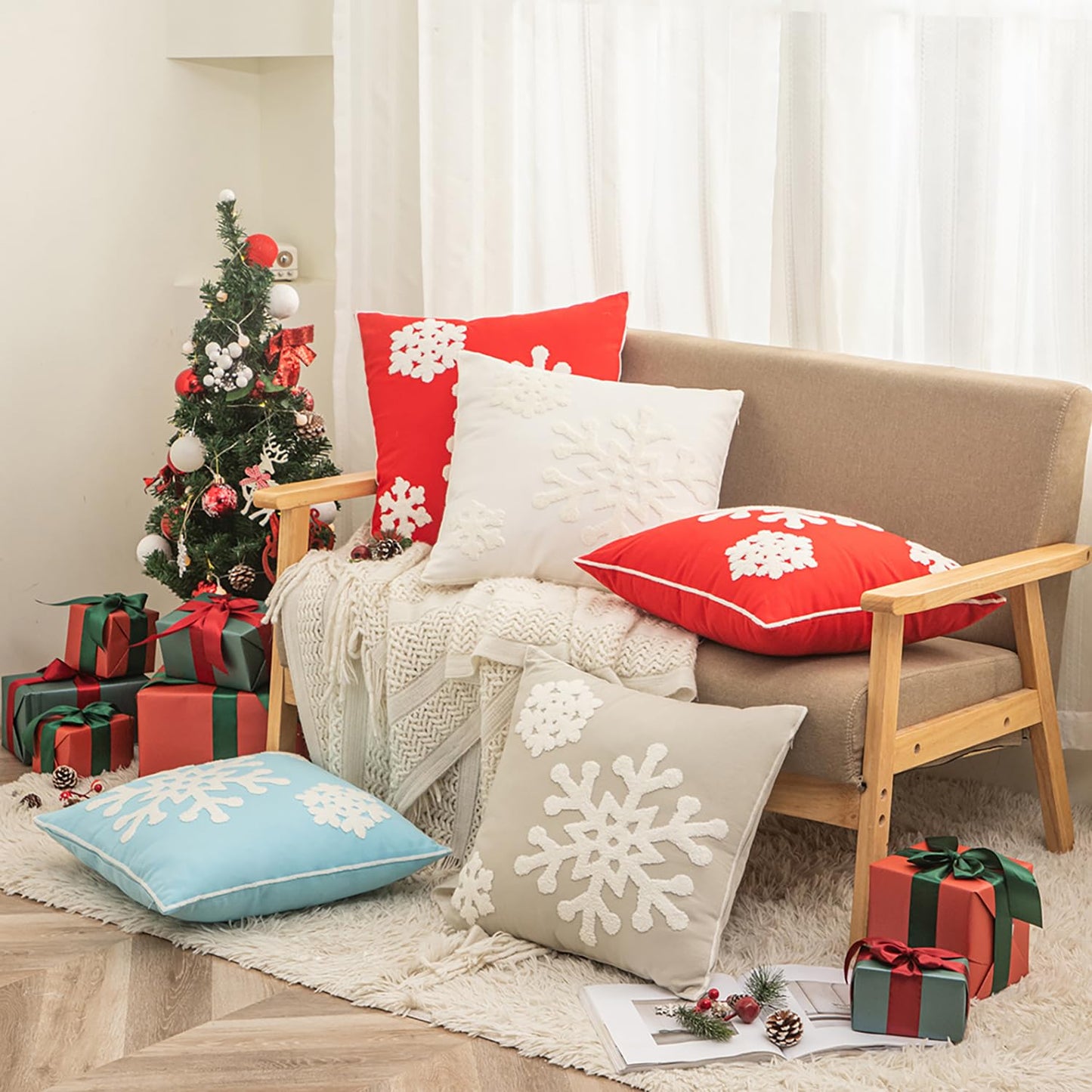 HUAGUOGUO 18 x 18 Inch 2PCs Embroideried Pillowcase，Christmas Holiday Falling Snowflake Cotton Linen Throw Pillow Cover Cushion Home Sofa Bed Car Decorative (White)