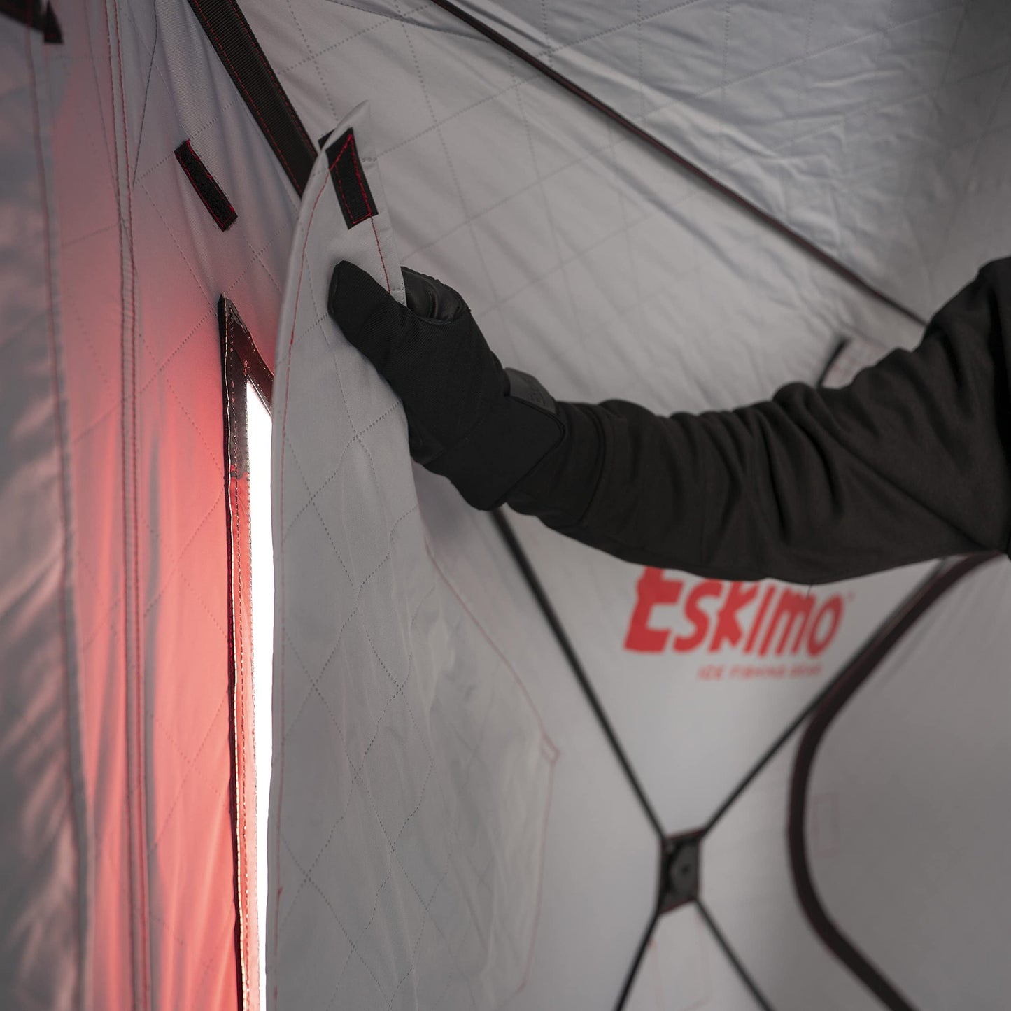 Eskimo Outbreak™ 350XD, Pop-Up Portable Shelter, Red/Black, 3-4 Person, 40350 , 126" x 126"