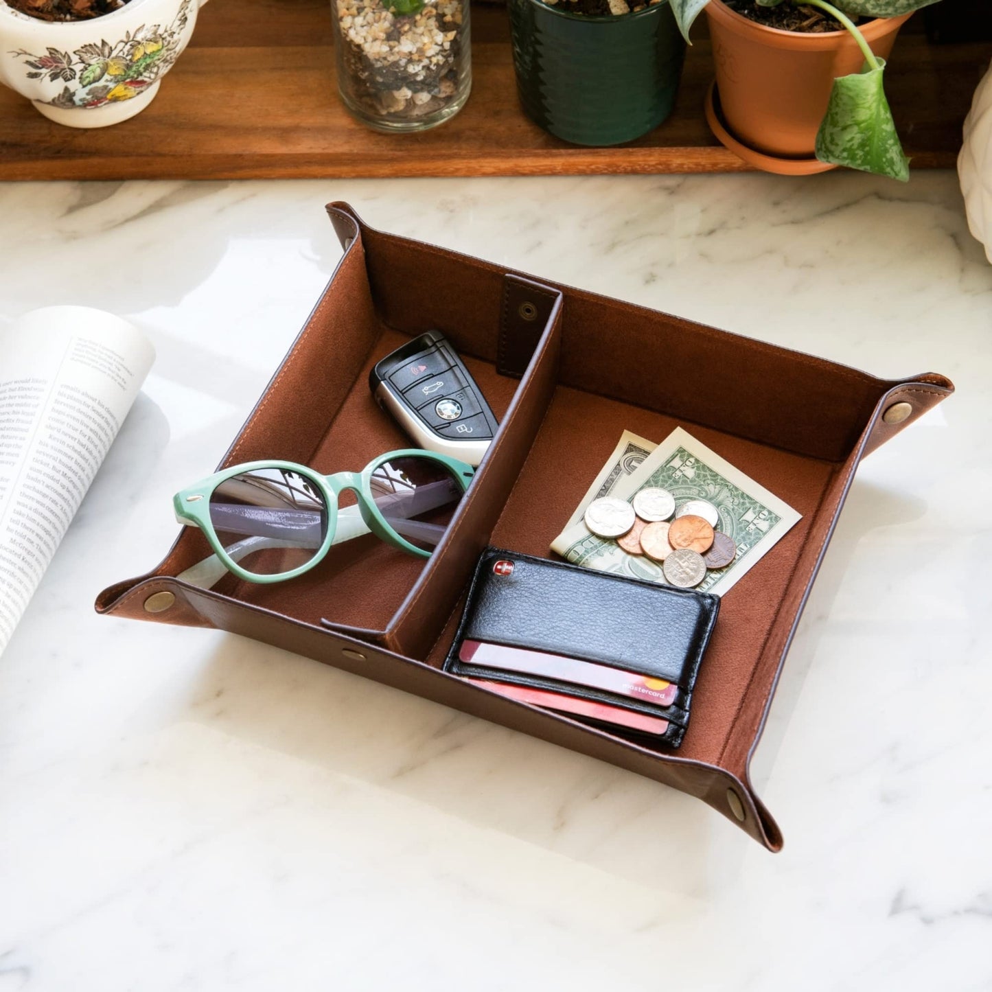 Londo PU Vegan Leather Valet Tray for Men — Catchall EDC for Keys, Wallet, Watch, AirPods — Nightstand & Entryway Tray, Snap Corners Fold Flat for Travel, 9.45 x 7.87 in, Dark Brown