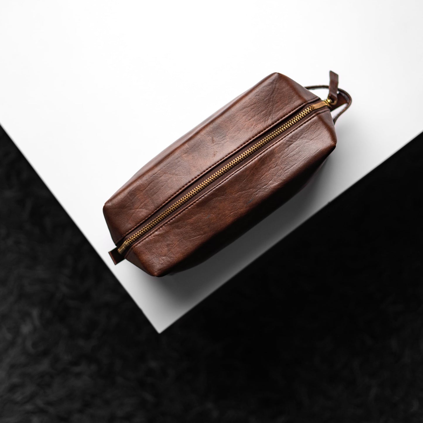 RUBAB MEN Premium Toiletry Kit Bag | Waterproof Vegan Leather Pouch for Men & Women | Cosmetics & Grooming Travel Organiser & Toiletries Bag | Tan Shade