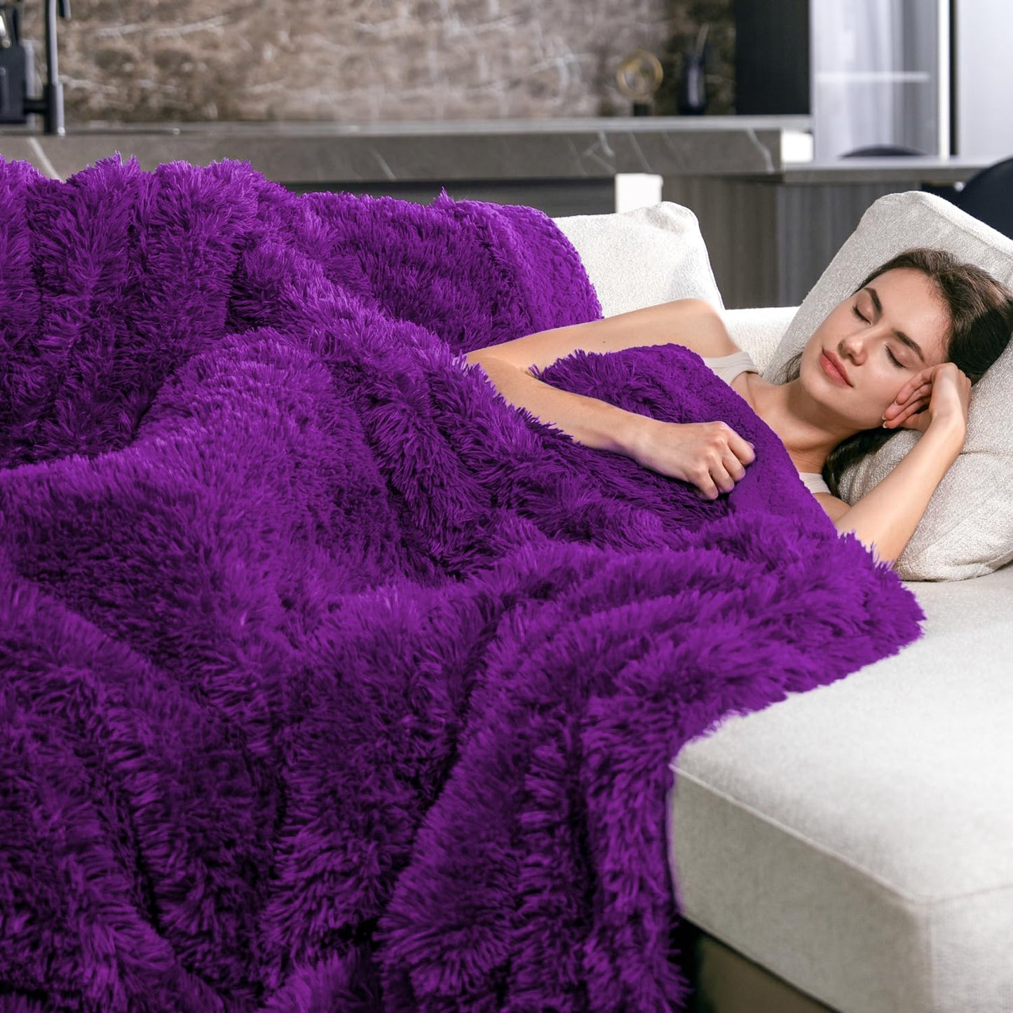 Pawque Faux Fur Blankets Twin Size 60x80 Inches, Soft Fuzzy Fluffy Blanket, Warm Thick Sherpa Long Hair Shag Reversible Lightweight Cozy Throw for Bedroom Sofa Couch, Purple