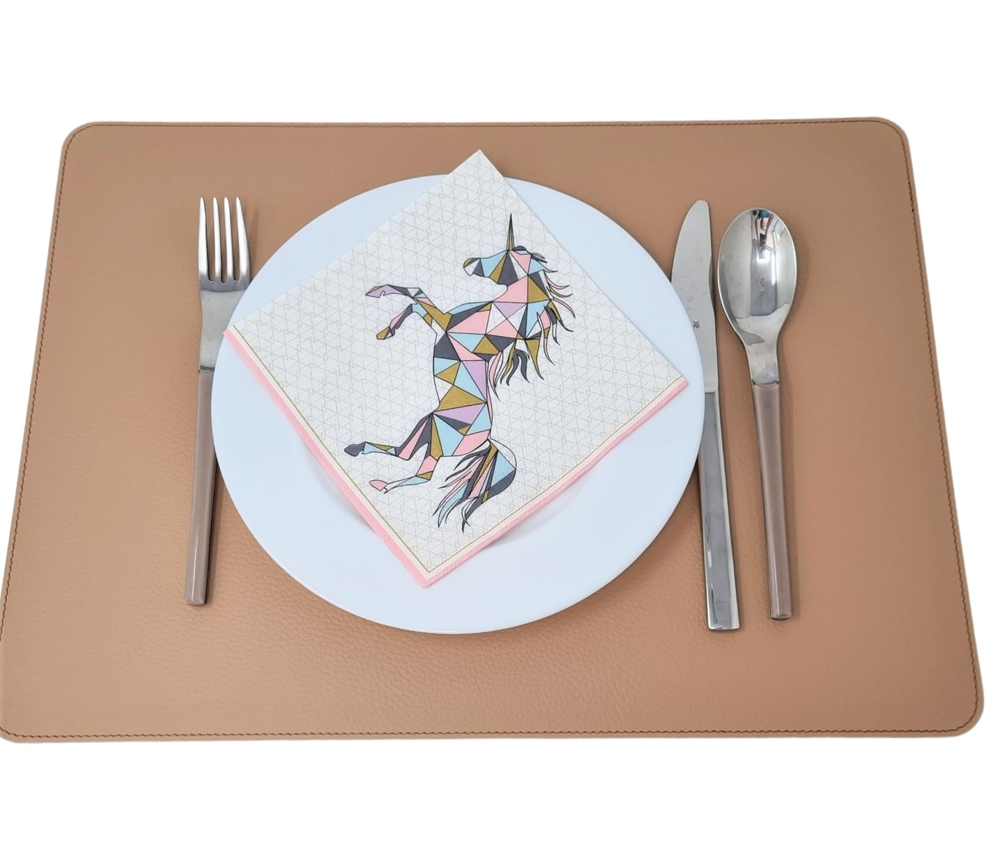 Nikalaz Set of 6 Placemats Made of Recycled Leather (18"x13", Light Camel)