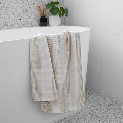 Dock & Bay Bath Towel - for Home - Quick Dry, Super Absorbent - Includes Bag - Geometric - Set (4), Large (160x70cm, 63"x28")