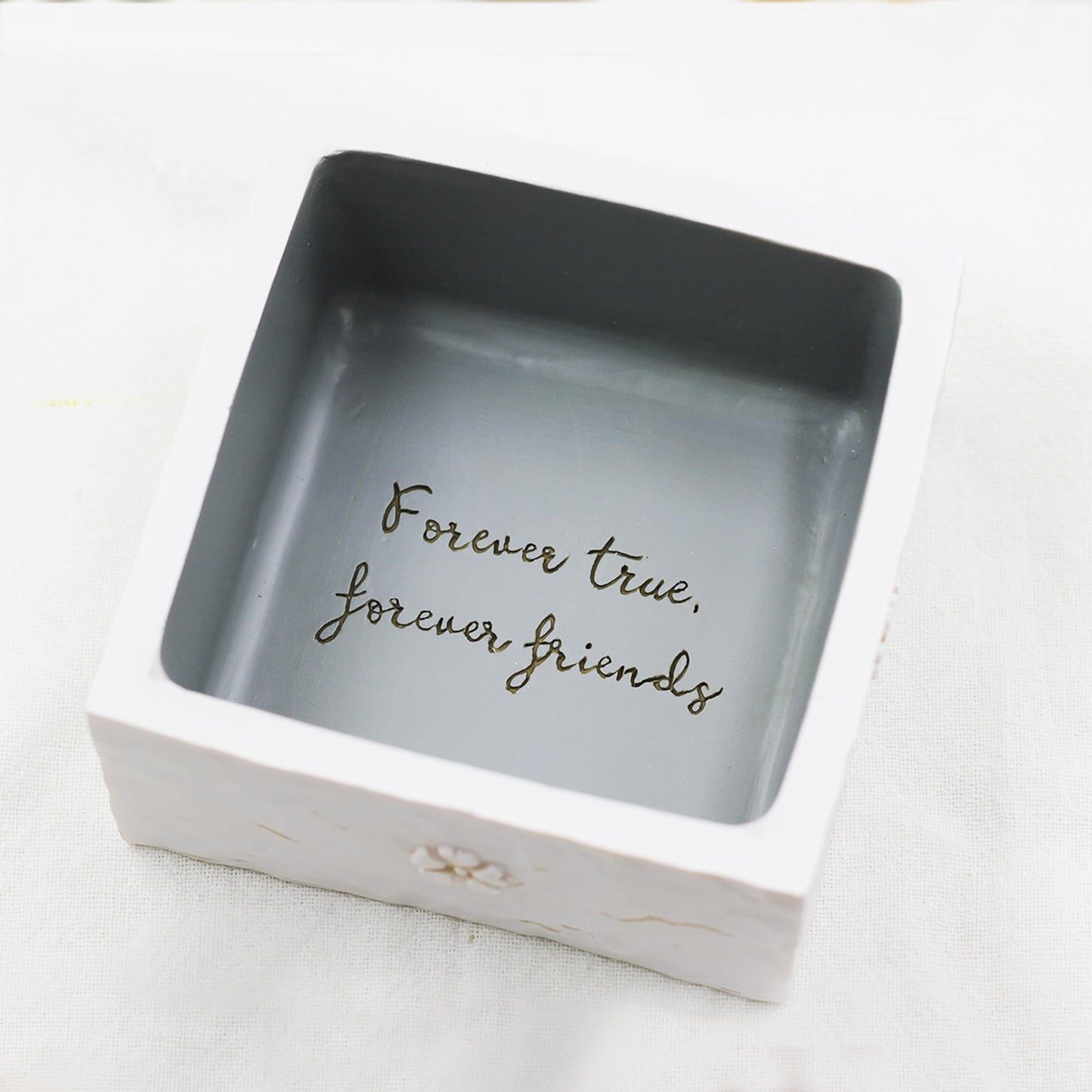 AcowSpt Best Friend Birthday Gifts for Women, Best Friend Christmas Gifts for Women, Sister Valentines Day Gift, Sculpted Hand-Painted Keepsake Box