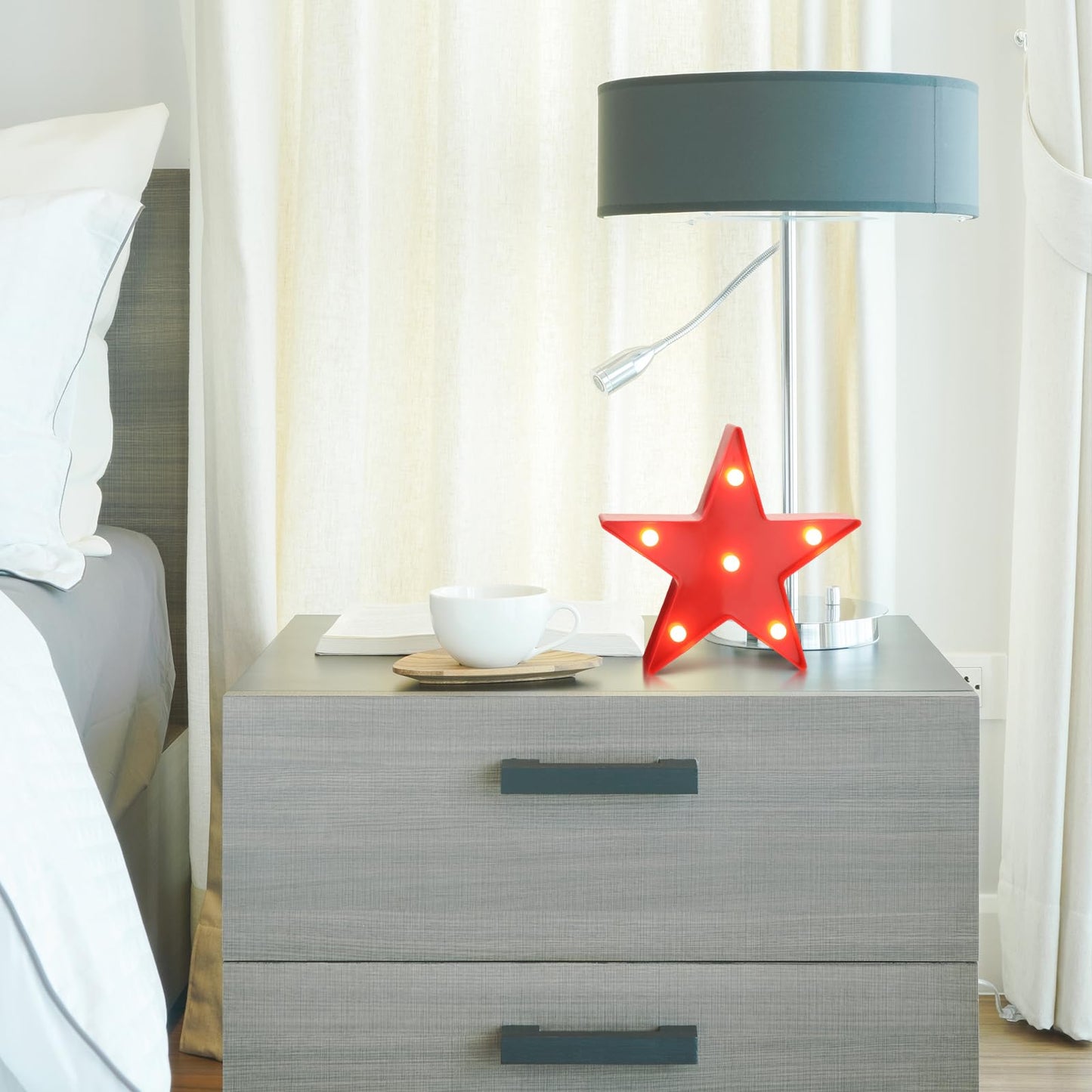 Jutom 4 Pieces Star Night Lights LED Plastic Star Shaped Sign Lighted Marquee Desk Lamp for Gift Red