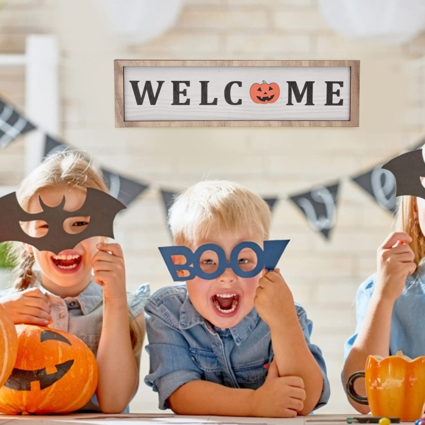Holiday Interchangeable Welcome Sign for Front Door Christmas Wood Porch Sign with 16 Pcs Seasonal Icons Home Farmhouse Xmas Welcome Outdoor Festival Seasonal Decoration