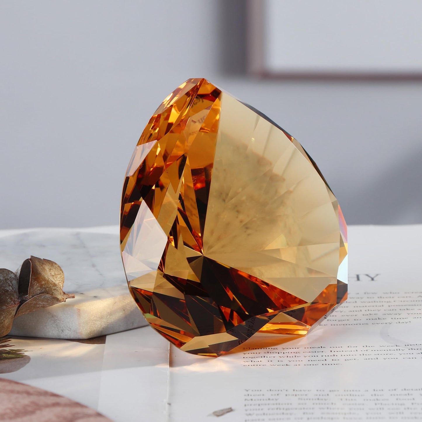 Amber Crystal Diamonds Paper Weights, Heart Shape Real Crystal Diamond Glass Gems Paperweight for Decoration 80mm, Big Diamonds Home Office Decor Valentine's Day Gift Wedding Favors with Gift Box