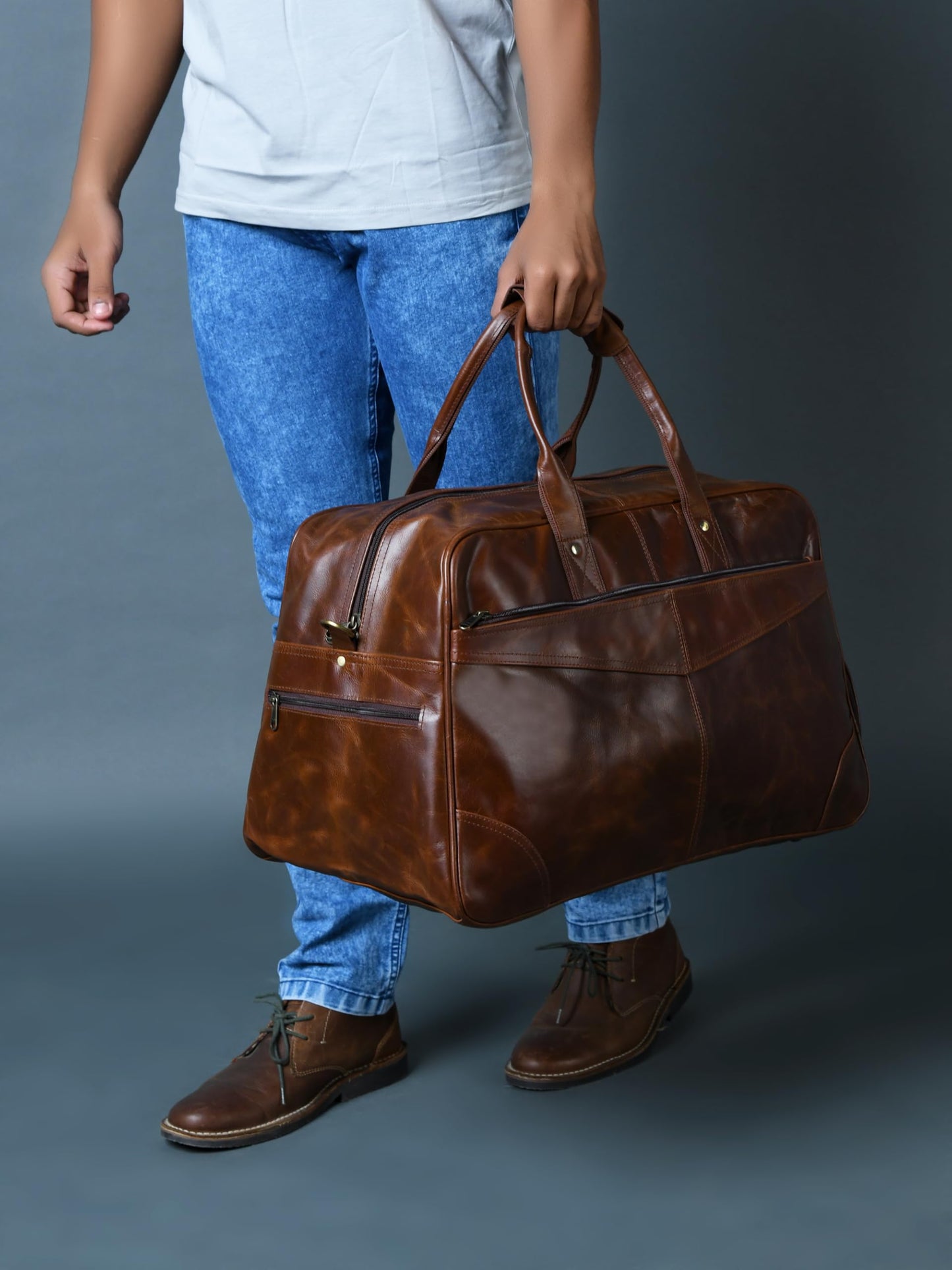 Duffle Bag For Men and Women, 21 Inch Vintage Buffalo Leather Travel Duffle Bag, Genuine Carry On Overnight Bag, Weekender Gym Bag with Shoulder Strap, Carry on Airplane Luggage Bags