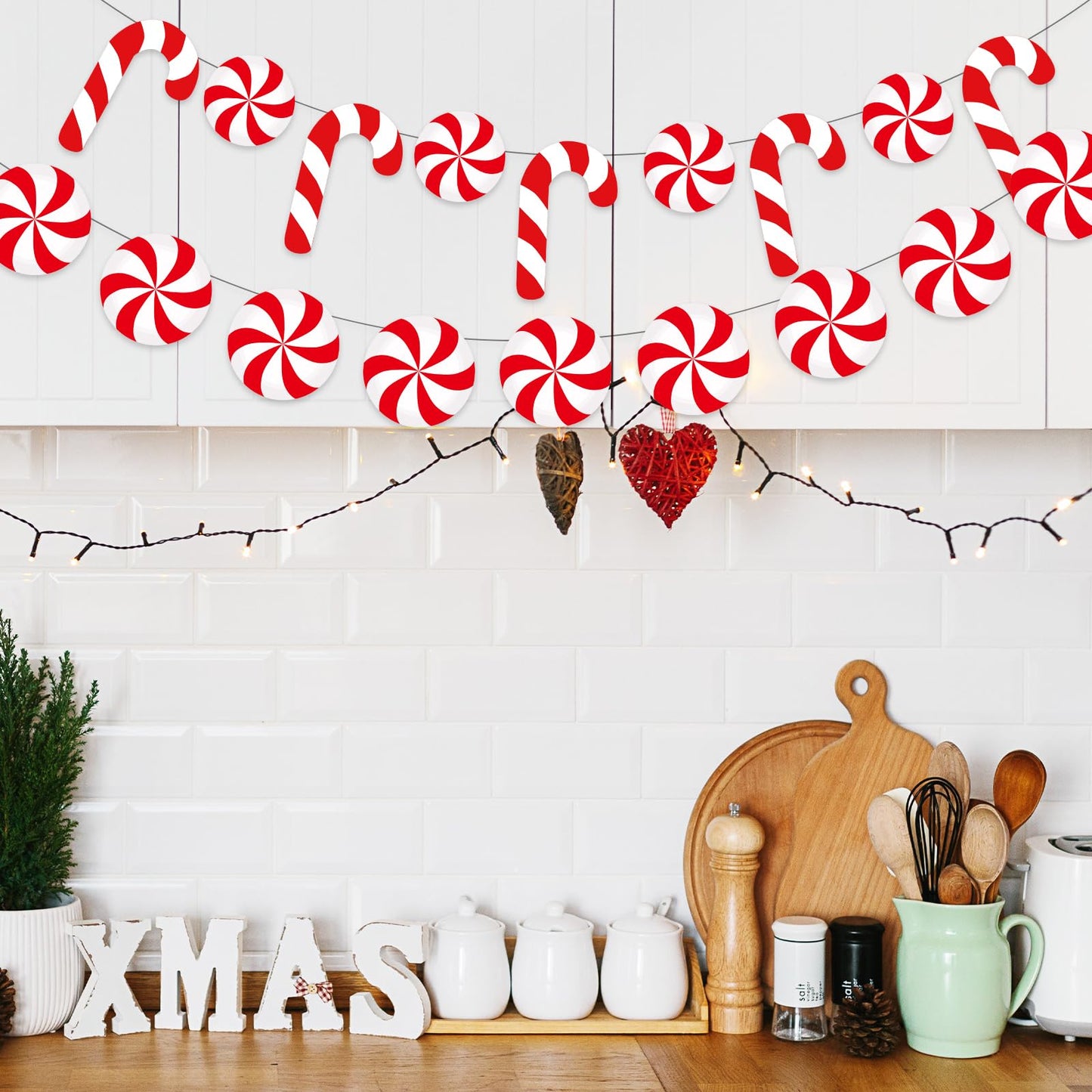 Whaline 4Pcs Christmas Paper Banner Red White Stripe Candy Cane Banner Xmas Bunting Garland for Christmas Party Supplies Home Hanging Decoration