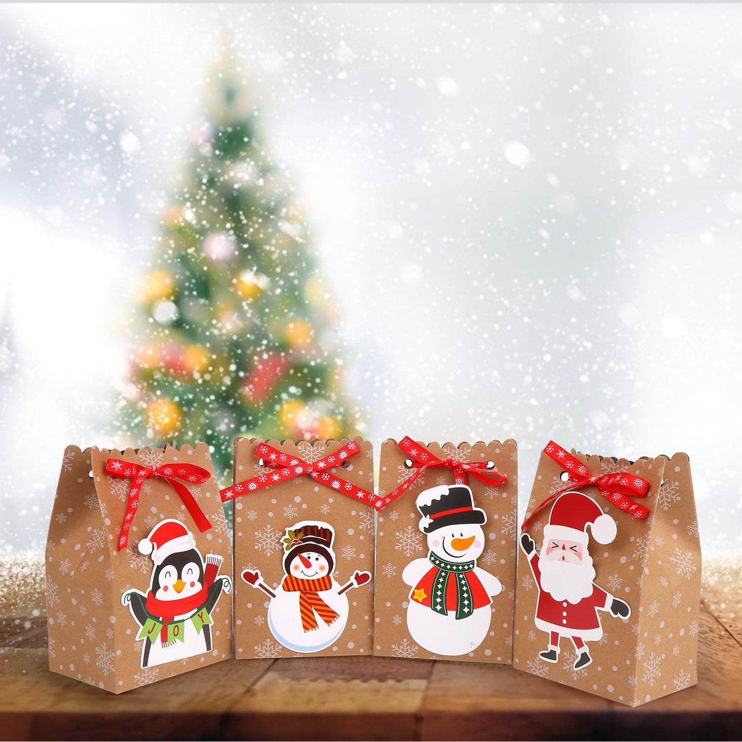 FINGOOO 24 Christmas Kraft Gift Bags,Mini 5x3x7 Inch Holiday Treat Bags Xmas Paper Goody Bags with Ribbon for Christmas Party Supplies (6 Designs)