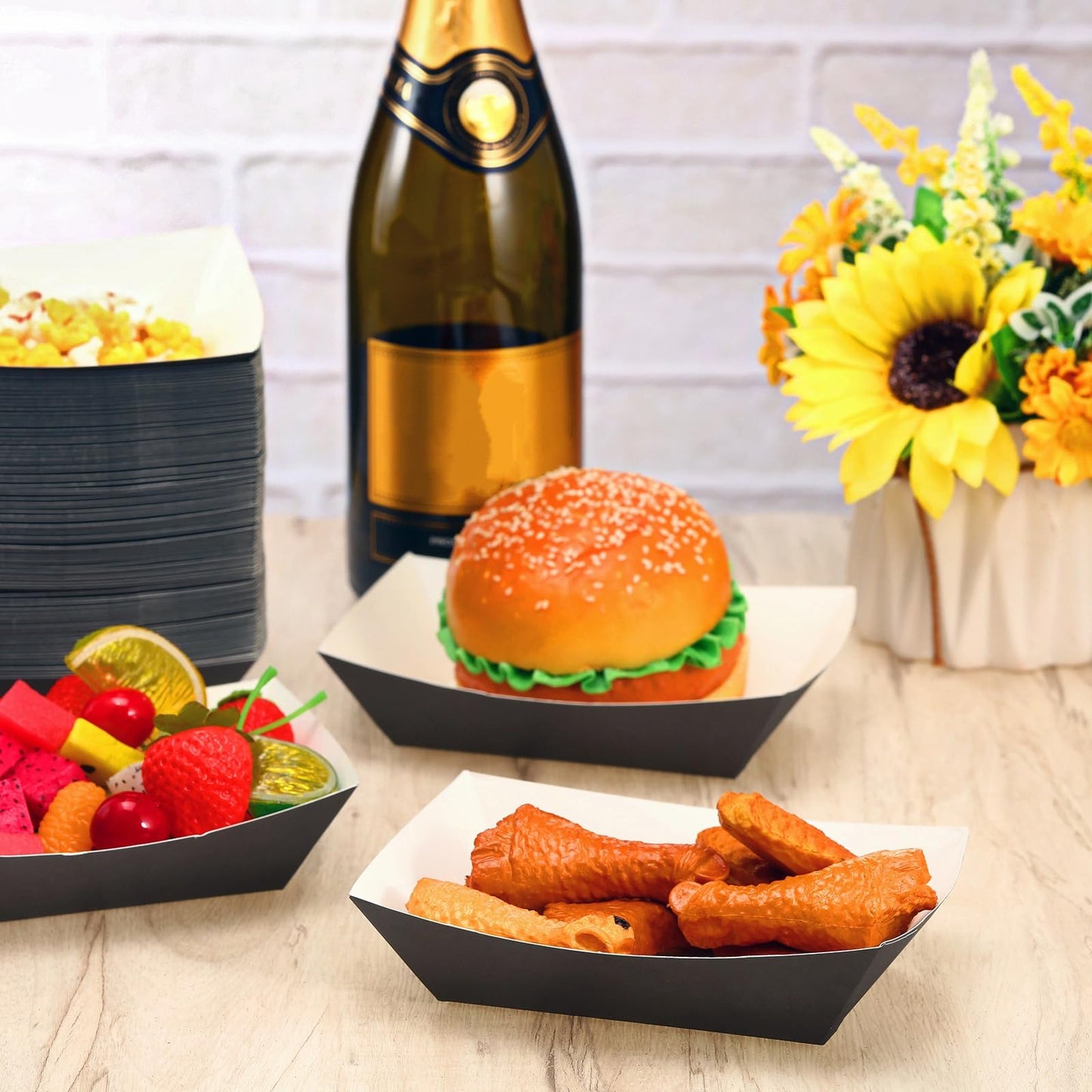 Yinkin 100 Pcs 2lb Paper Food Trays Boat 2lb Disposable Nacho Trays Kraft Paper Boat for Tacos Concession Easter Graduation Birthday Wedding Christmas Halloween Valentine Party Supplies(Black)