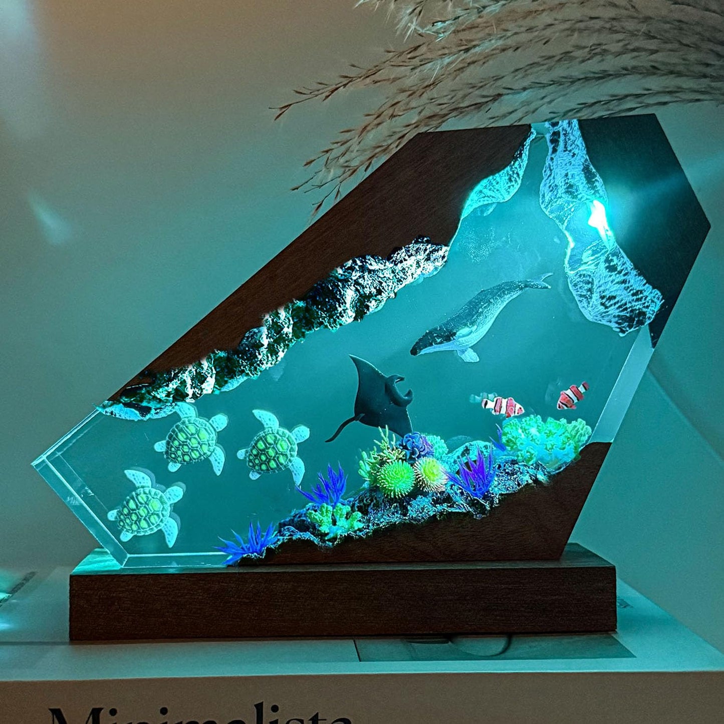 Humpback Whale Resin Ocean Lamp, Handmade RGB Resin Night Light for Home Office Decor,Turtles Gifts for Women, Ocean Lover Collectibles, Unique Gifts for Mom,Holiday Gift for Him & Her (S 6"x4")