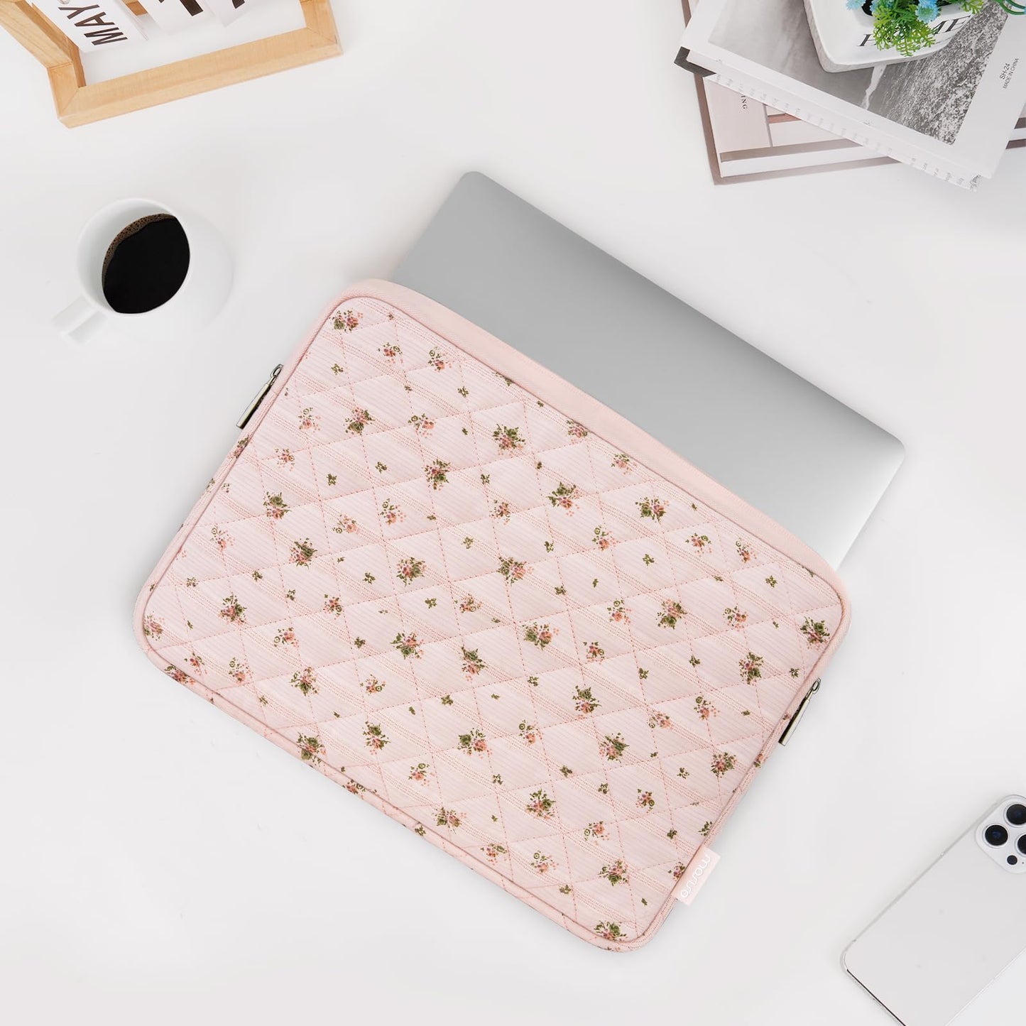 MOSISO 13-14 inch Laptop Case, 13.3 inch Puffy Laptop Sleeve Compatible with MacBook Air 13.6 M4 M3 M2 M1/Pro 13/Pro 14, HP Dell ASUS Lenovo, Square Quilted Carrying Bag with Small Case,Roseate Petals