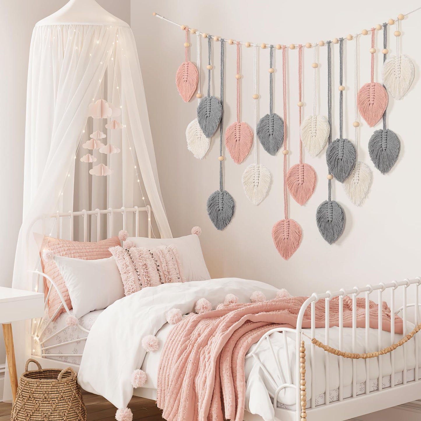 Betylifoy Macrame Wall Hanging Boho Leaves Tapestry Chic Bohemian Feather Wall Art Decor Handmade Yarn Woven Pink Leaf Tapestry Macrame Wall Decor for Bedroom Living Room Nursery Office Backdrop (Pink Gray)