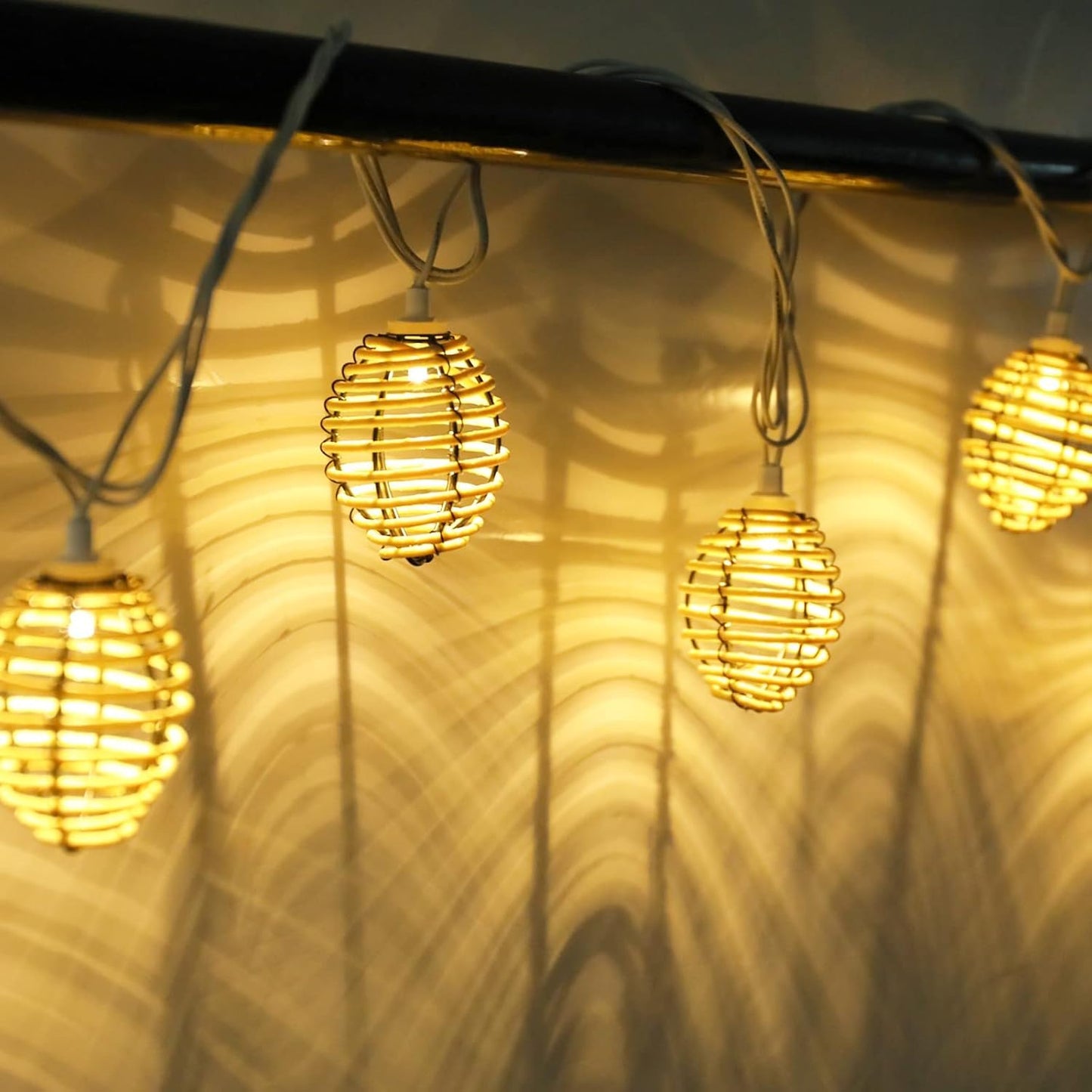 Vigdur Rattan Ball String Lights - 10FT Lantern String Lights Plug in with 10 Led Bulbs, Decorative String Light for Indoor Outdoor Balcony Patio Garden Wedding Bedroom Decor