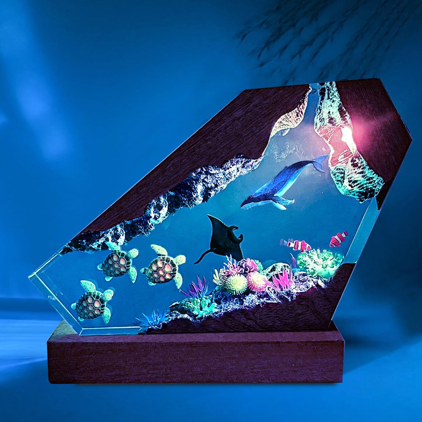 Humpback Whale Resin Ocean Lamp, Handmade RGB Resin Night Light for Home Office Decor,Turtles Gifts for Women, Ocean Lover Collectibles, Unique Gifts for Mom,Holiday Gift for Him & Her (S 6"x4")
