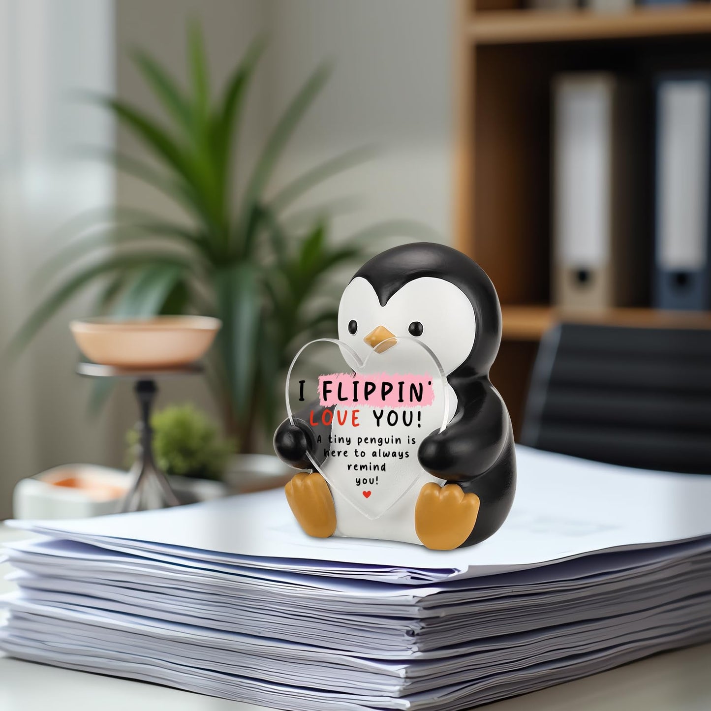 I Flippin’ Love You Penguin Figurine with Heart Plaque, Cute Penguin Collectible Desk Sign, Sentimental Gift for Friend, Family, Coworker, Birthday, Christmas, Anniversary Keepsake ES018
