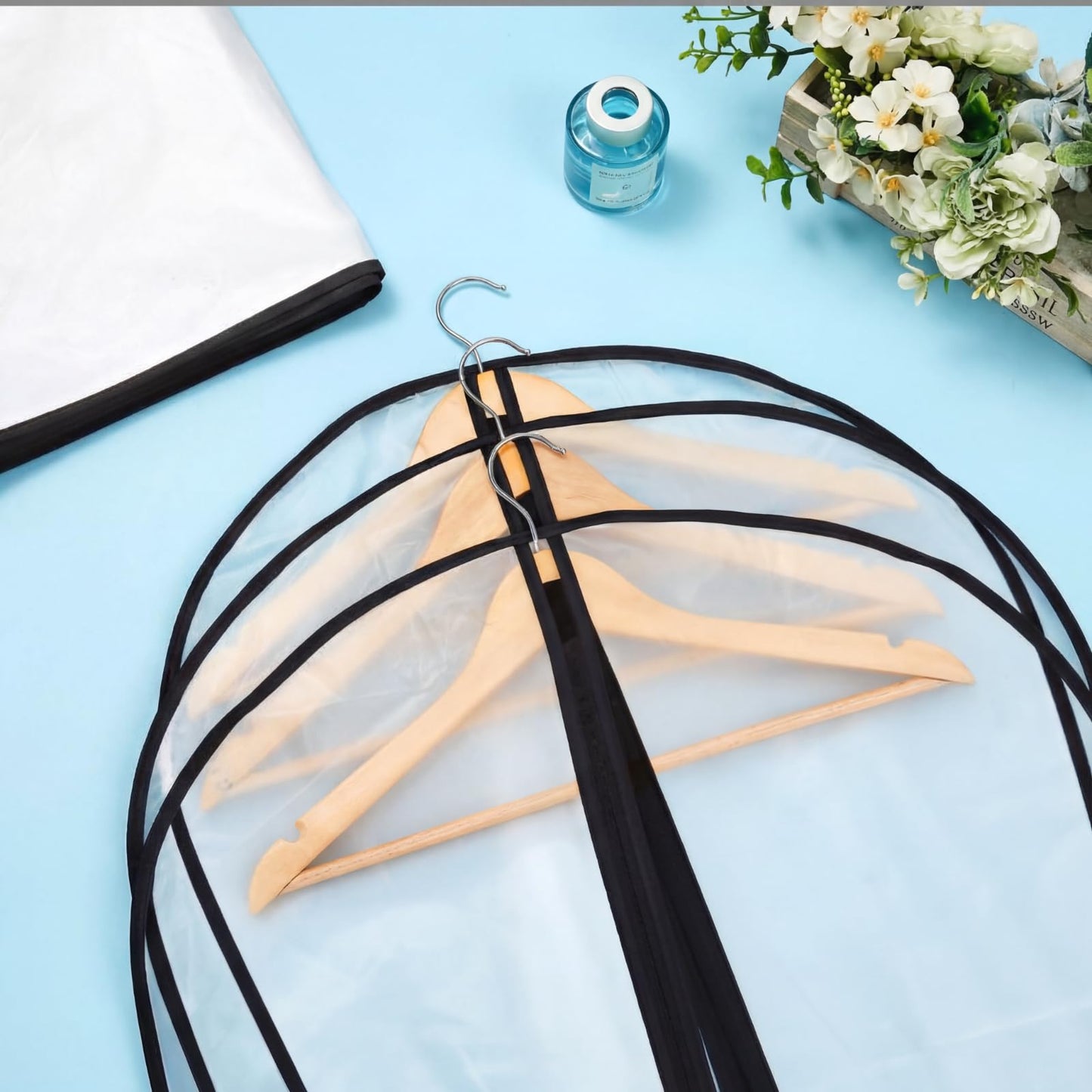 Amylove 20 Pcs 24 x 60 Inch Garment Bags Bulk Hanging Clothes Storage Covers for Closet Organization Dustproof Long Dress Bag Set for Wedding Dresses Gowns Coats Travel Suit