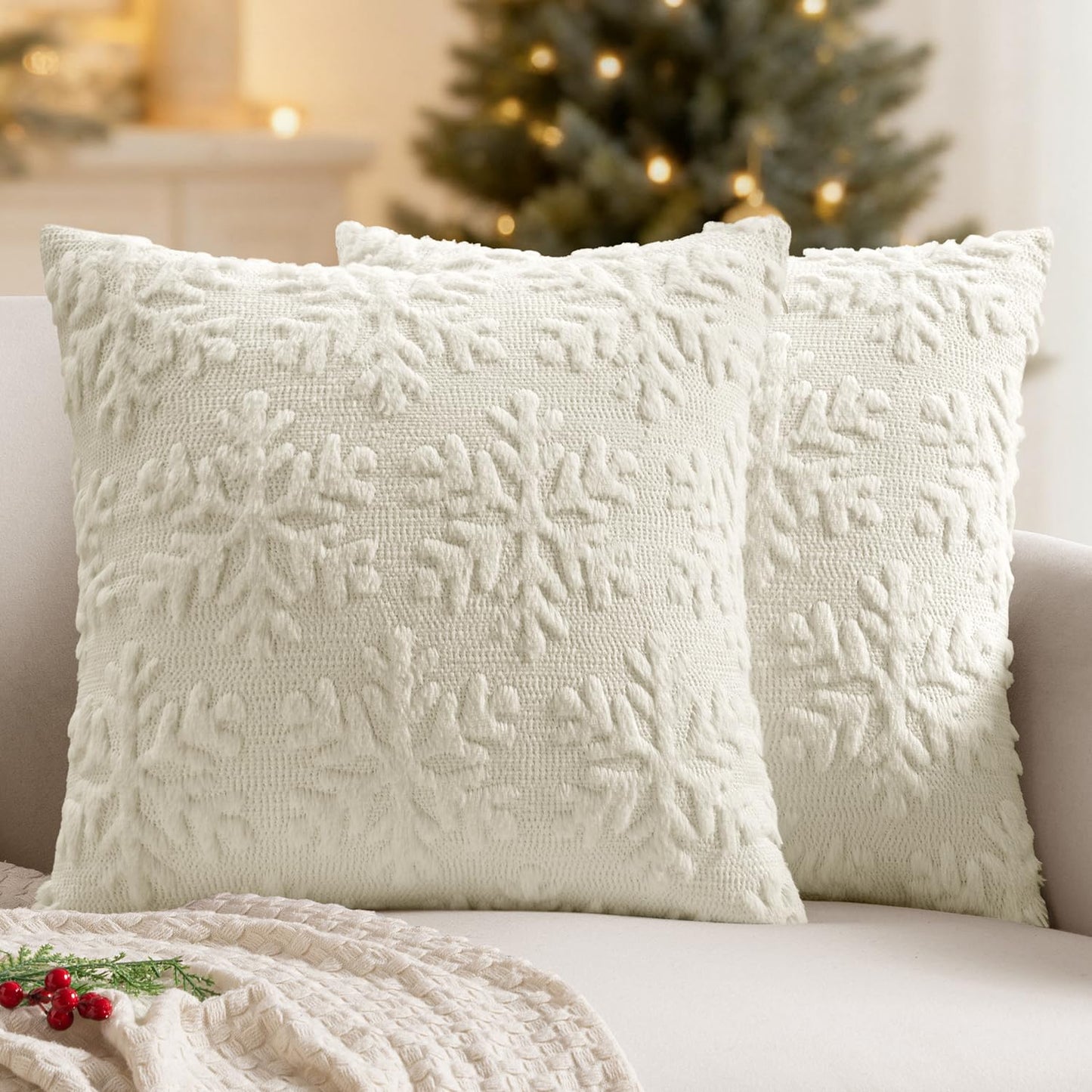 MIULEE Christmas Cream White Throw Pillow Covers Snowflakes Decorative 22×22 Inch Faux Wool Winter Festival Couch Pillow Covers Set of 2 Farmhouse Holiday Home Decors for Sofa Livingroom Bed