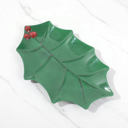 UPware Holly Leaf-Shaped Melamine Serving Platter, Green Holiday Tray with Red Berry Accent, Break-Resistant BPA-Free Christmas Dish for Cookies, Snacks, or Appetizers, 16 x 10 Inch