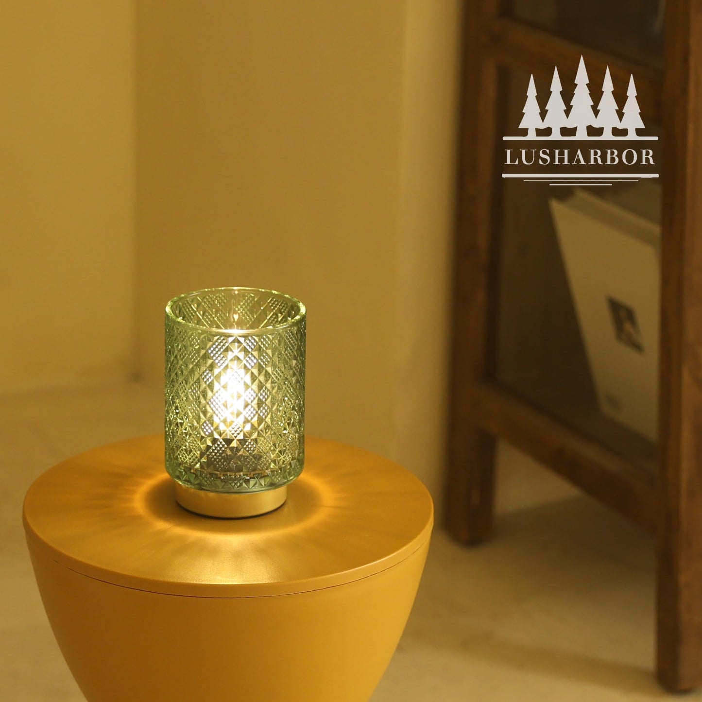 LUSHARBOR Battery Operated Lamp with Timer, Small Table Lamp for Shelf Decor, Glass Cordless Lamps Bedside Cozy Light for Living Room/Coffee Table/Entryway Diamond Design-Green