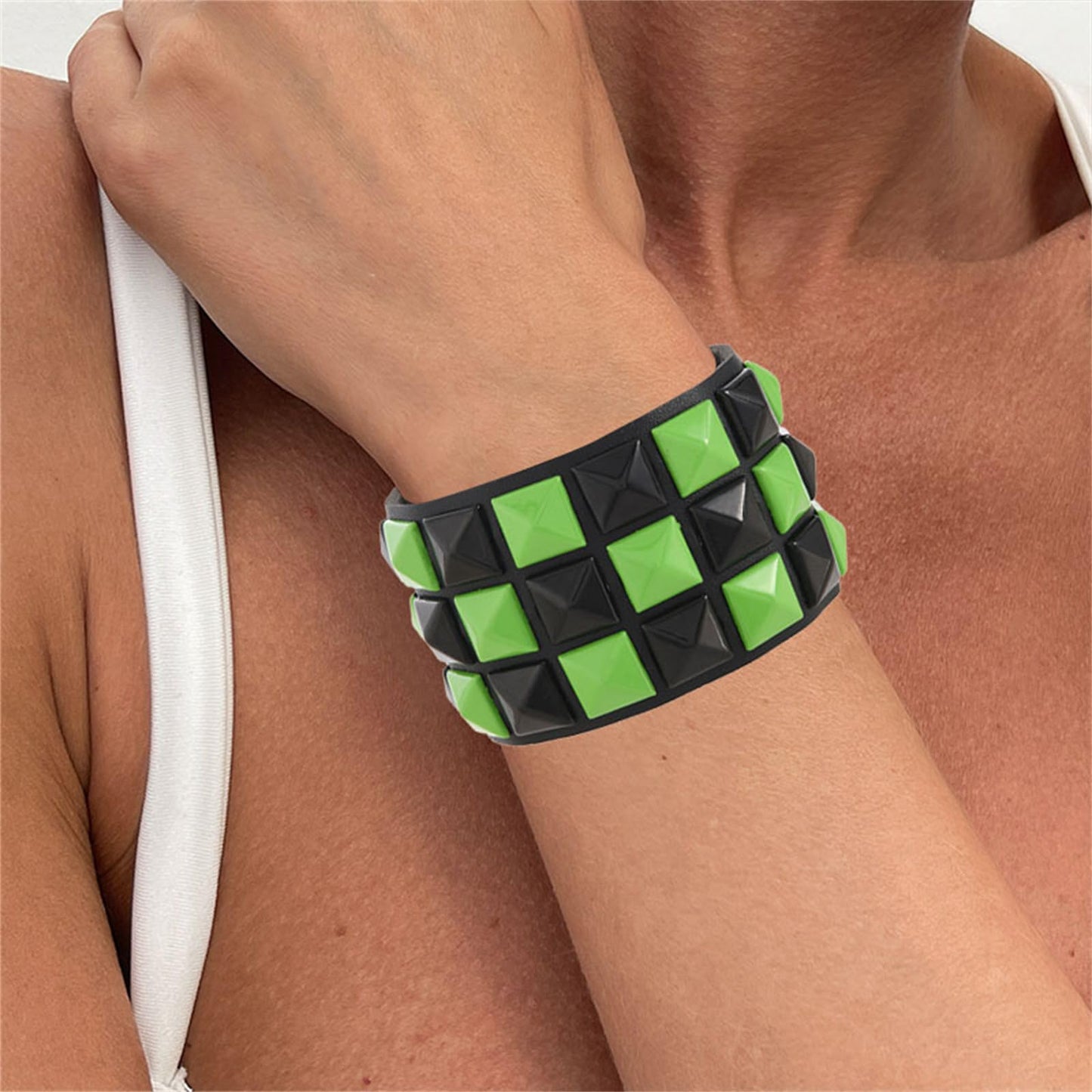 Dreuyet 3 Piece Checkered Leather Bracelet Set Black White PU Wristband Adjustable Gothic Punk Style Halloween Accessories for Men Women (Black Green)