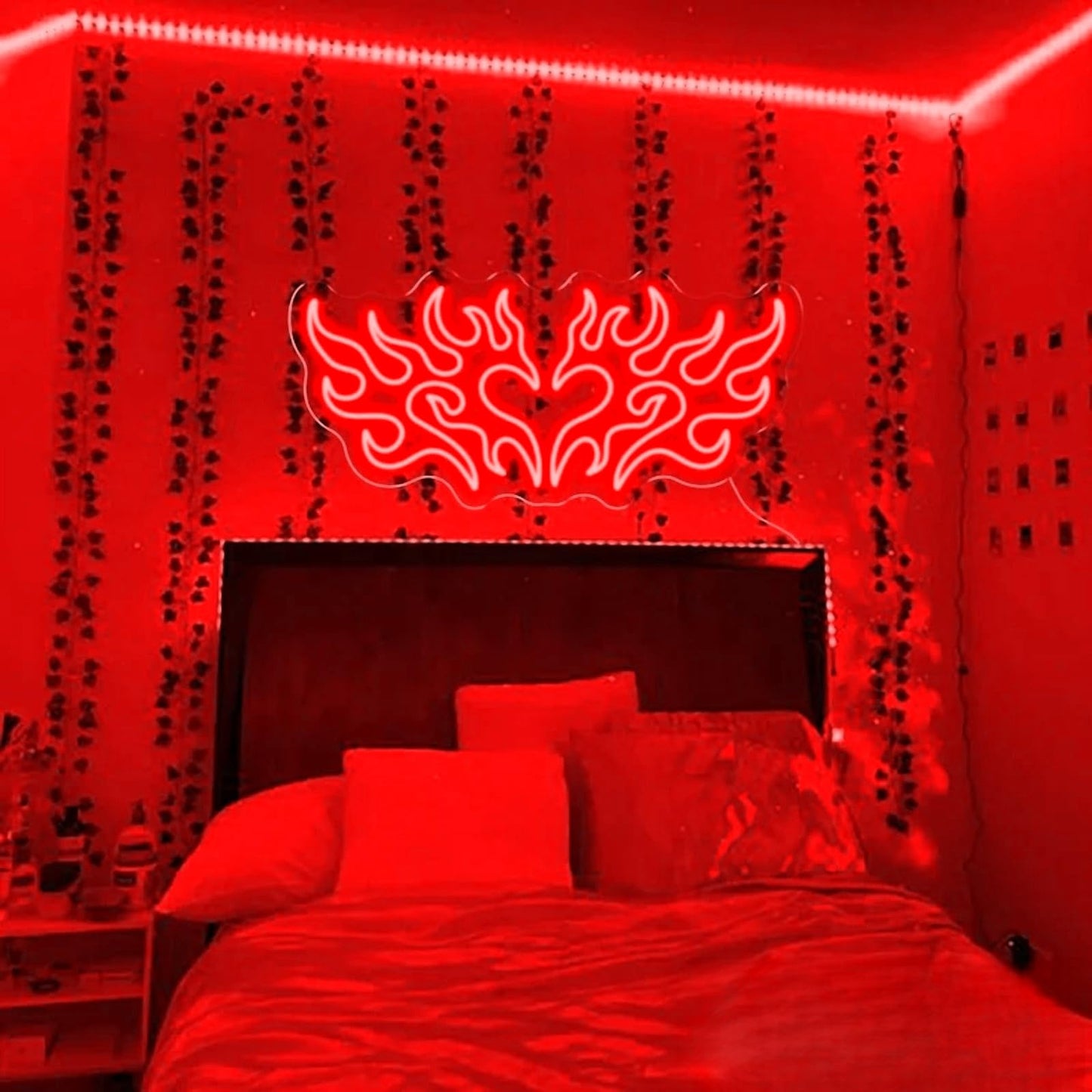 Heart Flame Neon Sign, Aesthetic Heart Flame, Gothic Style Light Sign, Personalized Gift, Bedroom Decor, Dark Gothic Wall Art, Witch Decor, Valentine's & Home Ambiance Wedding Party Decoration-Red-16.7"