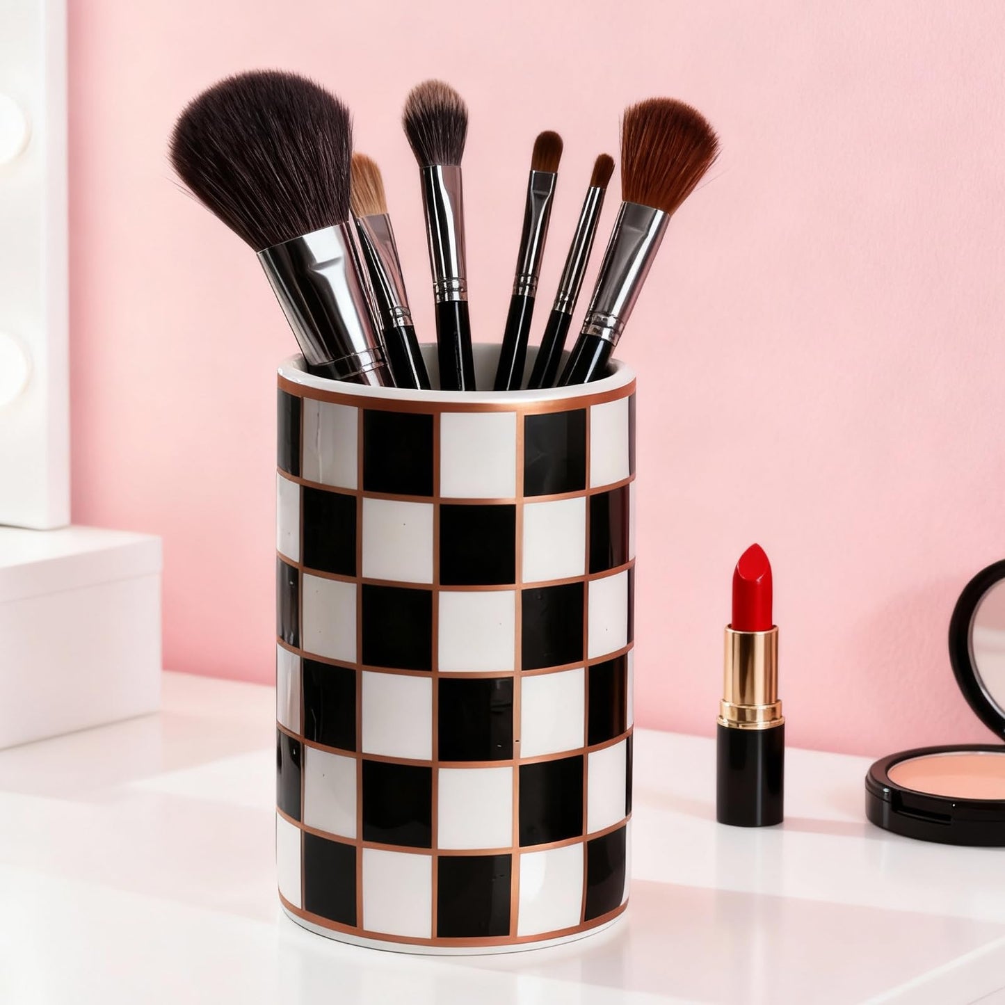 XYQXYQ Ceramic Checkered Pen Holder For Desk,Cute Stand Black And White Pencil Cup,Durable Ceramic Pencil Cup, Decorative Makeup Brush Holder Cup, Stationery Holder for Office, School, Home (Black)