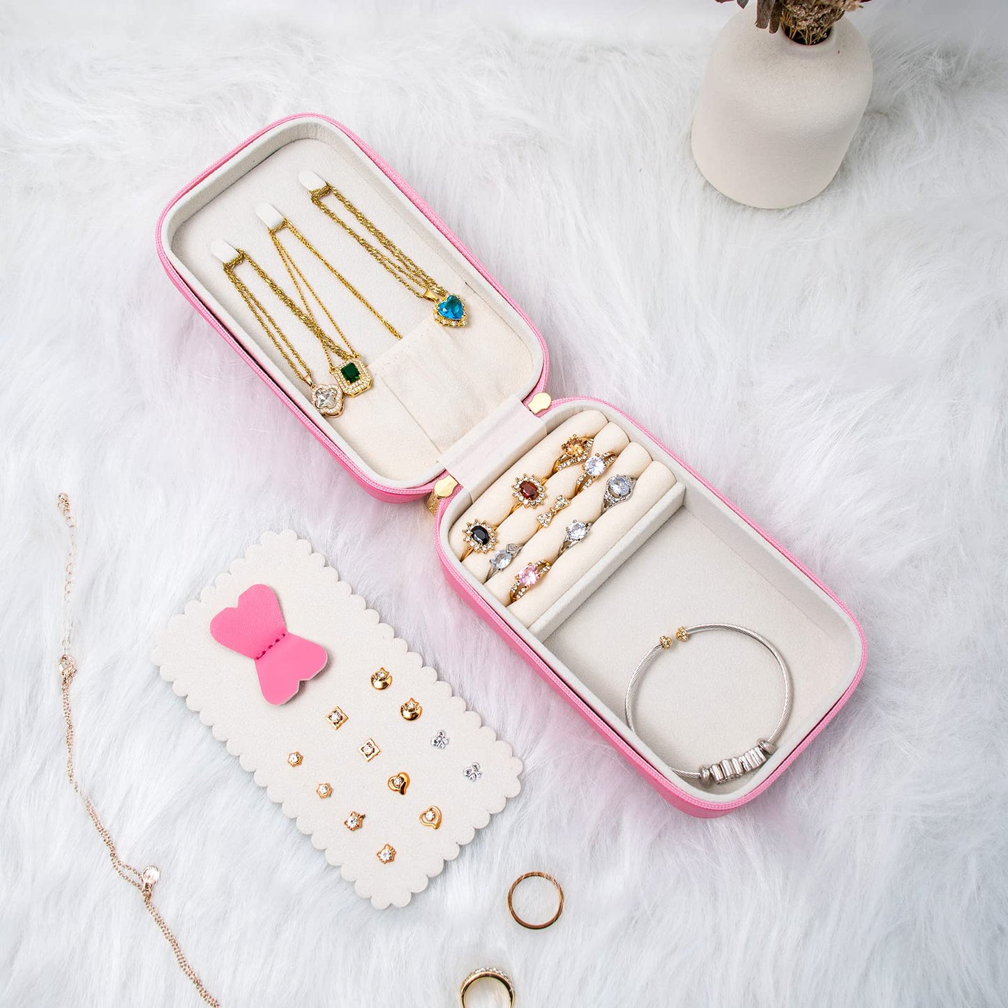 Small Travel Jewelry Organizers Box for women with PU Leather Portable Mini Jewelry Case with compartments for Necklace Rings Earrings,Luxury Giftable boxes. (Pink, M)