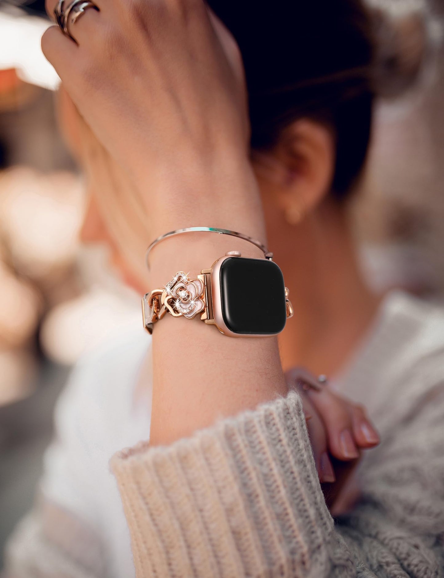 Minyee Compatible with Apple Watch Band 38/40/41/42mm Women, Dressy Elegant Leather Metal Chain Strap with Bling Camellia Charms for iWatch Series 11 10 9 8 7 6 5 4 SE/Ultra 3 2 1,Starlight/Rose Gold