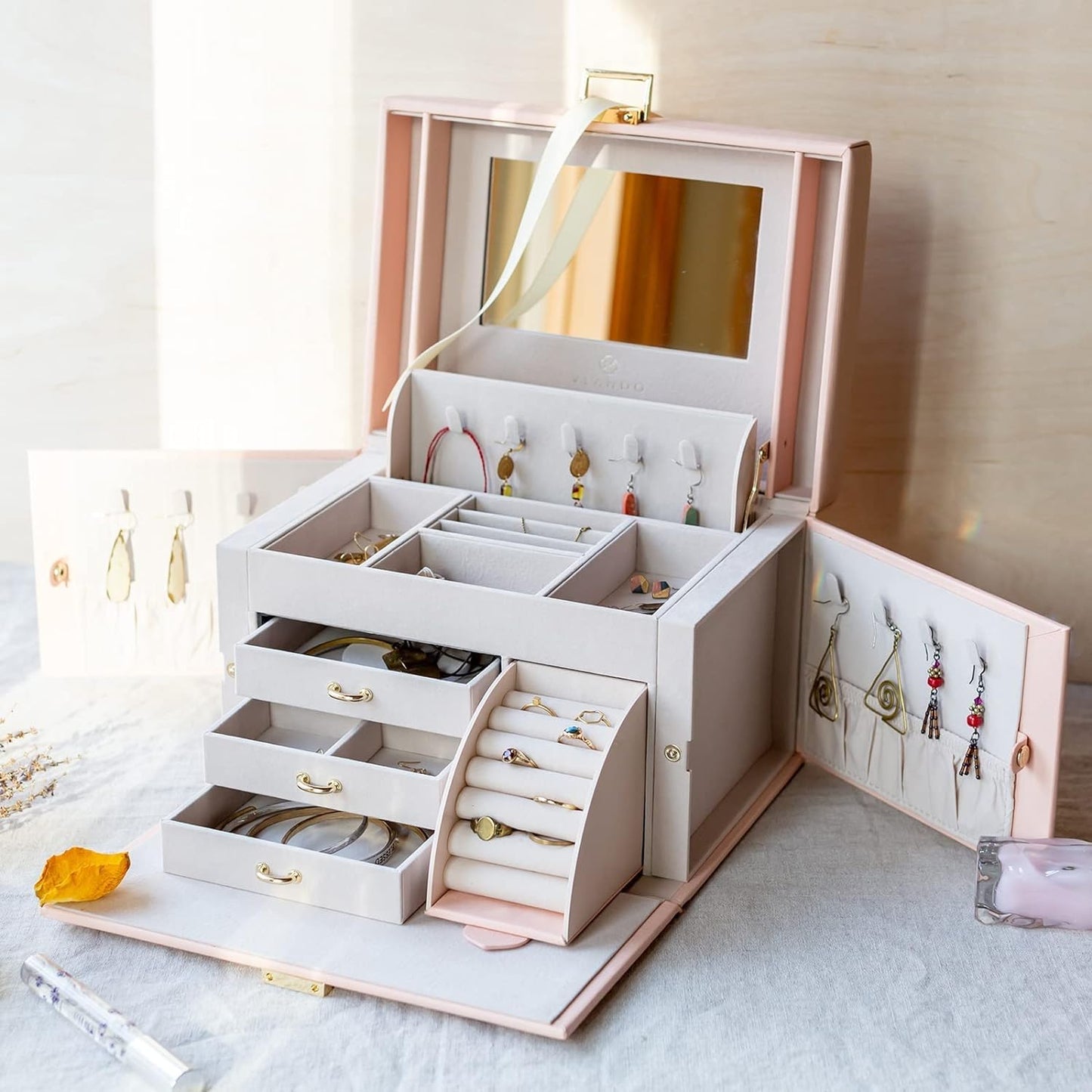 VLANDO Jewelry Box Organizer for Girls Women, Large Baroque Jewelry Holder Organizer with Mirror, 3 Drawers for Bracelets, Earrings, Rings, Necklaces, Mothers Day for Loved One, Pink