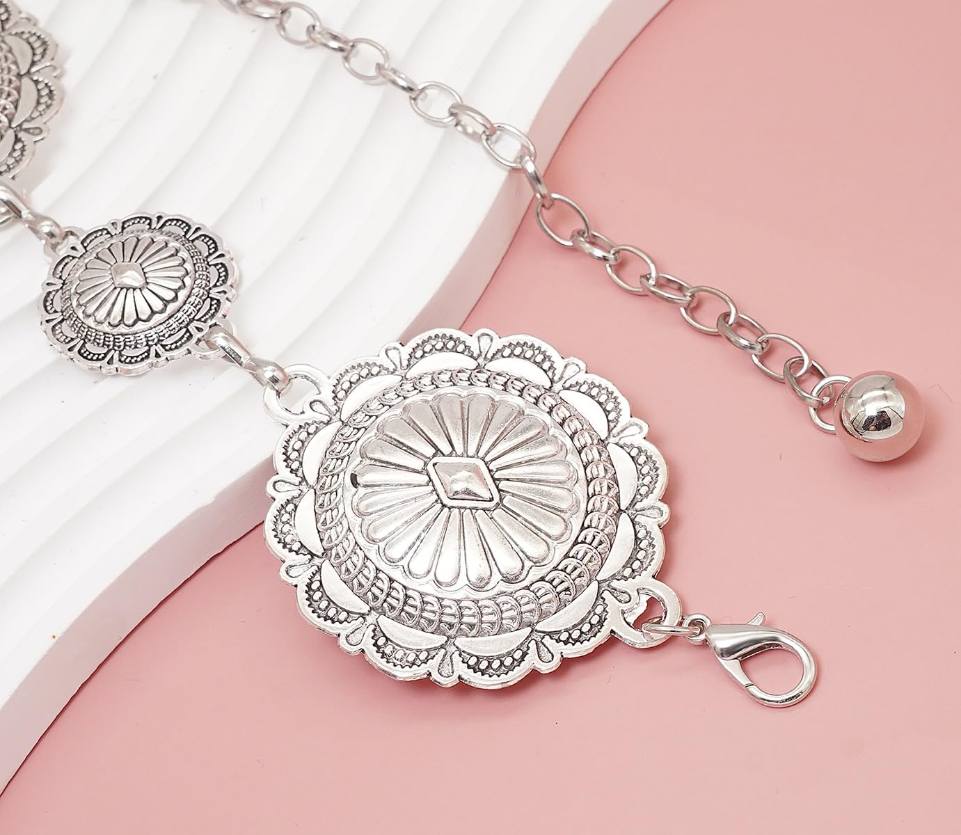 Heyjoin Western Cowgirl Chain Belt for Women Adjustable Fashion Metal Waist Belts for Dresses Jeans Party Country Concert (Flower Silver-L)