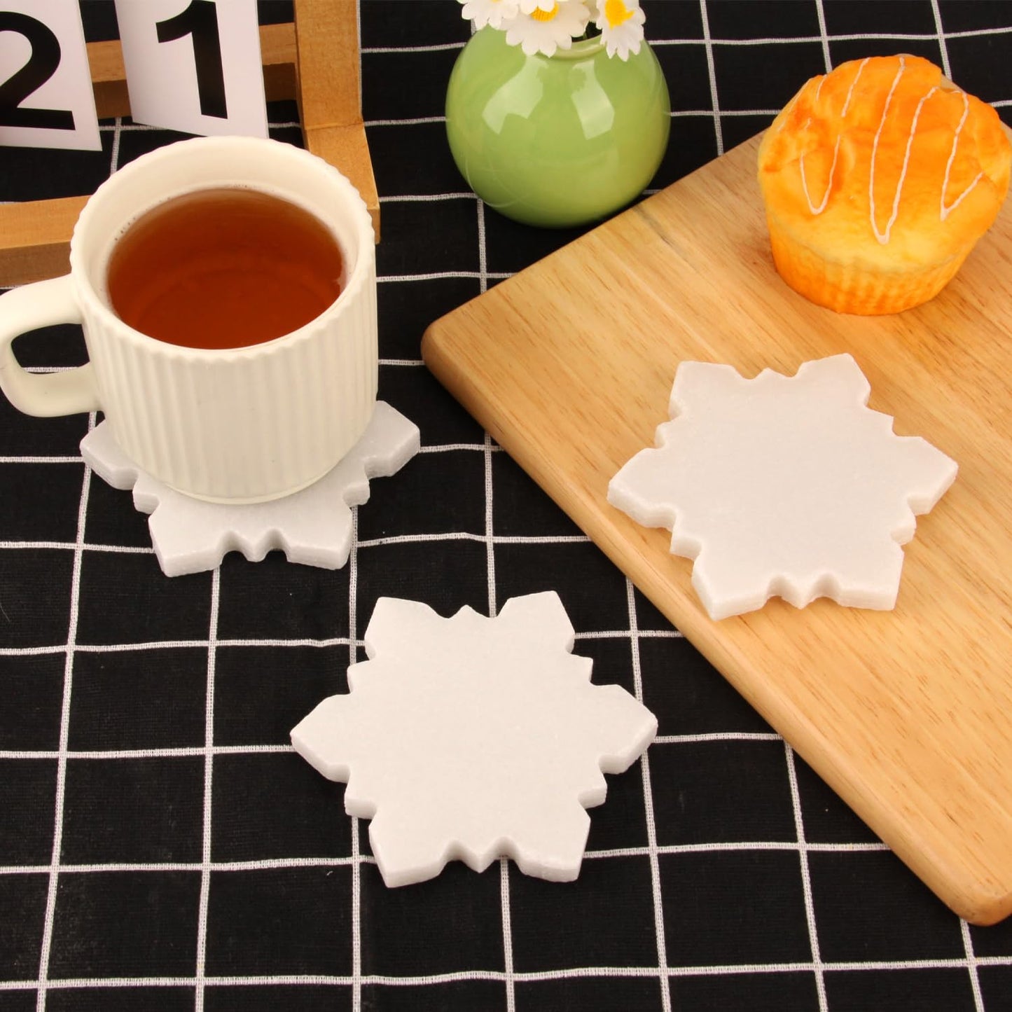 Marble Coasters Set of 6-4 Inch Snowflake Design White Natural Stone Drink Coasters, Modern Luxury Outdoor Cup Coaster Table Protection for Coffee Tab (6, 4 Inch) (6, White, Snowflake)