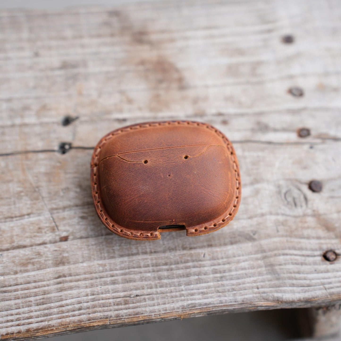 Disstressed Genuine Leather Distressed Leather for Bowers&Wilkins B&W PI8 / PI6 Wireless Charging Case Protective Cover Earbud Case