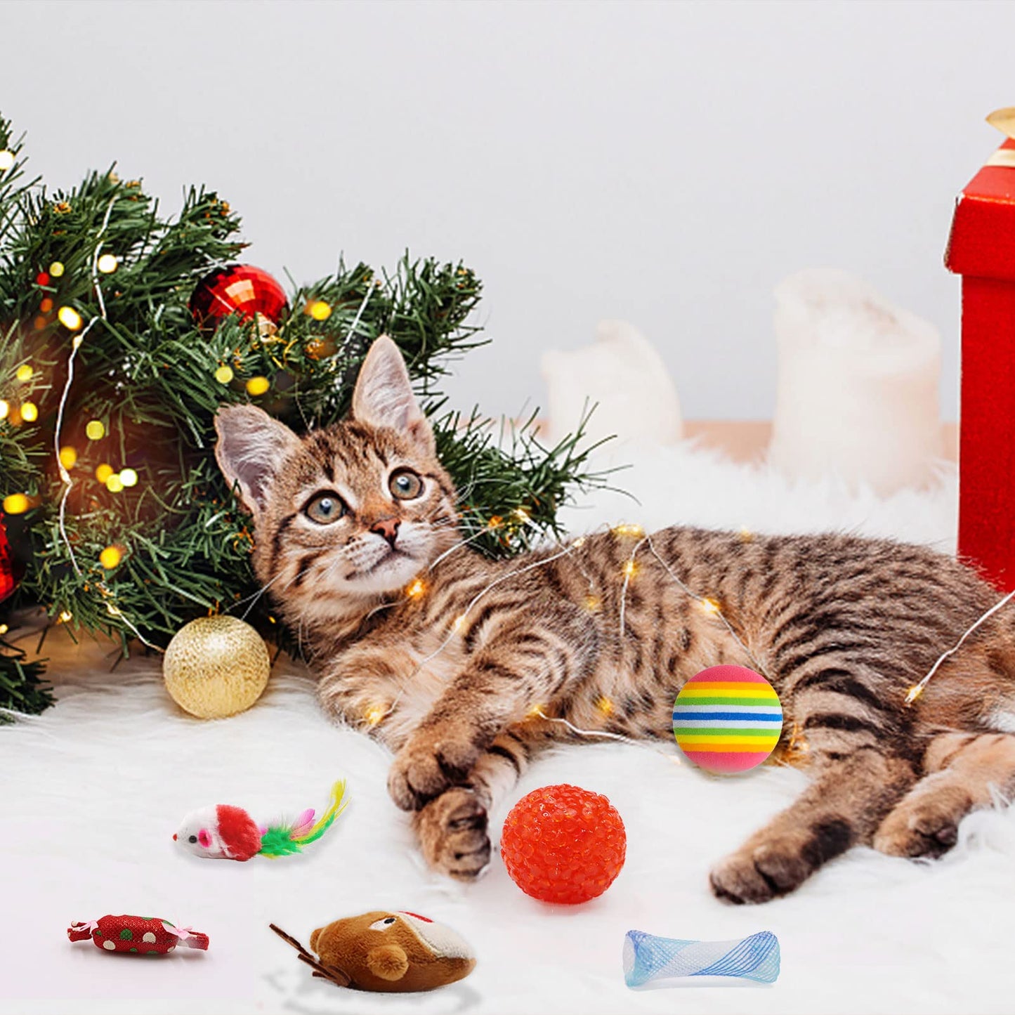 Yeghujar Christmas Stocking Cat Toys, 12PCS Xmas Cat Toy Set with Mouse, Squeaky Toys, Balls, Cat Teaser, Indoor Interactive Cat Gift
