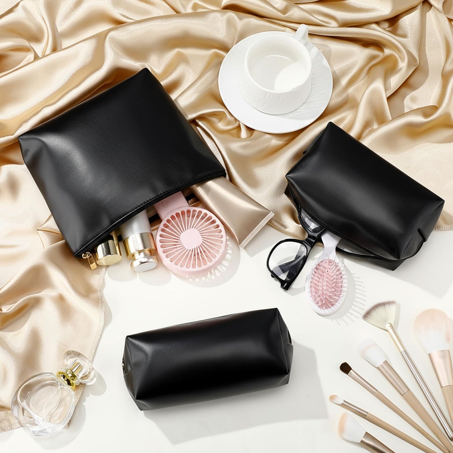 Kigeli 3 Piece Leather Makeup Bag Set Graduation Women Gifts PU Leather Makeup Toiletry Bag Bridesmaid Cosmetic Pouch Small Aesthetic Travel Purse for Wedding Birthday Women Gifts(Black)