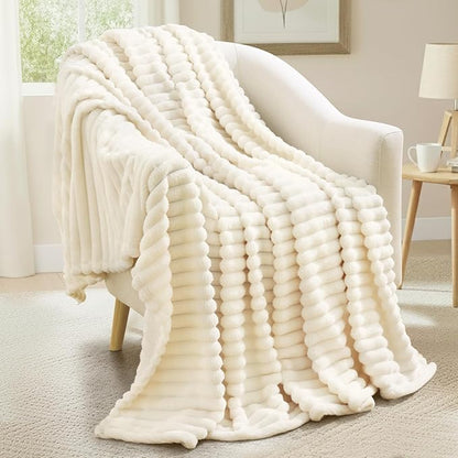 decorUhome Christmas Soft Fleece Cream White Throw Blanket for Couch, Cozy Fluffy Plush Flannel Striped Blanket for Sofa Bed, Lightweight Decorative Ribbed Fuzzy Blanket for Woman, 50x60 Inches