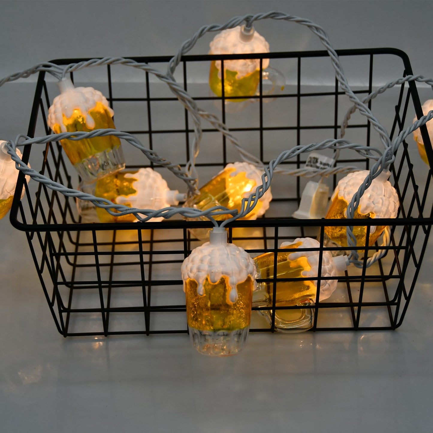 Beer Mug String Lights Celebration Decor Lights, 8.5Ft Outdoor Tropical Lights with 10 3D Beer Cup Lights, Creative String Lights for Summer Themed Bar Party Bedroom Wedding Graduation Club Decor